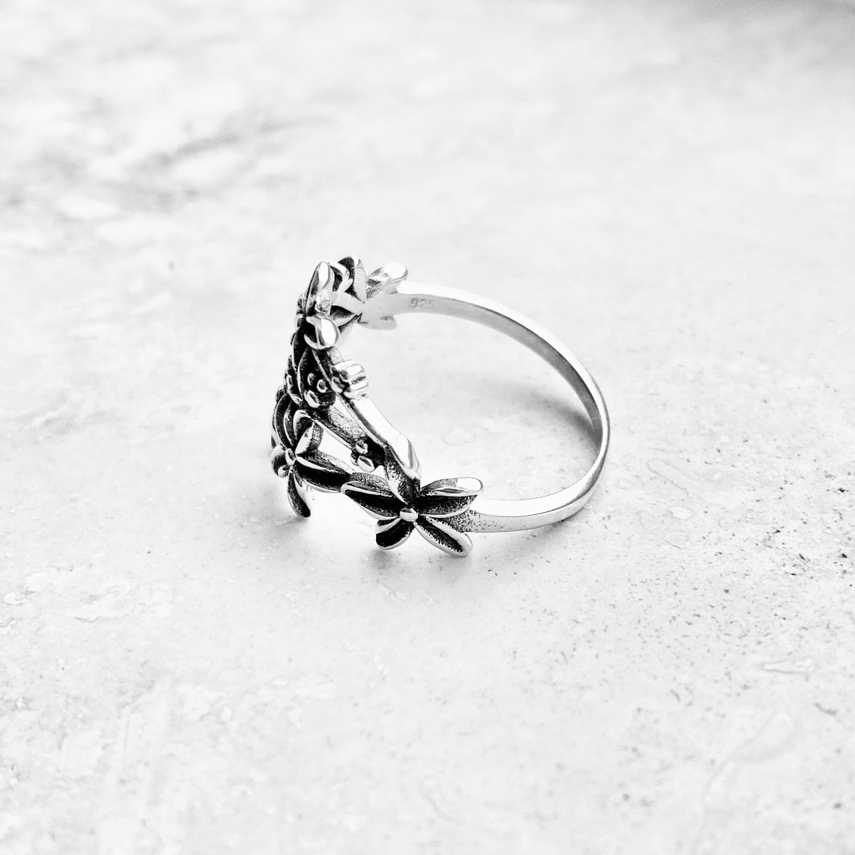 Sterling Silver Bouquet of Lilies Flower Ring – Dainty Statement Floral Lily Silver Rings