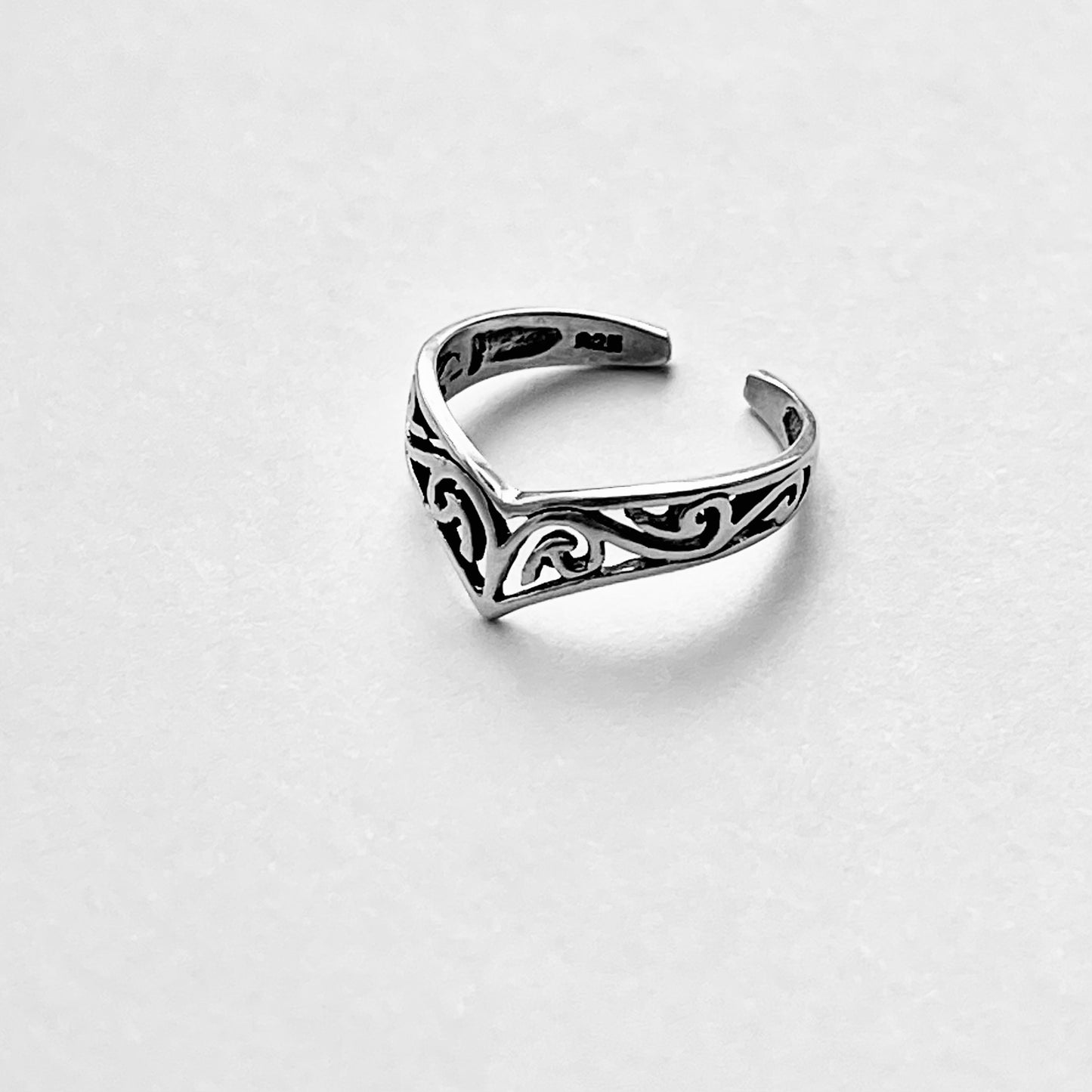 Sterling Silver Filigree Chevron Toe Ring, V Shape Midi Jewelry Rings
