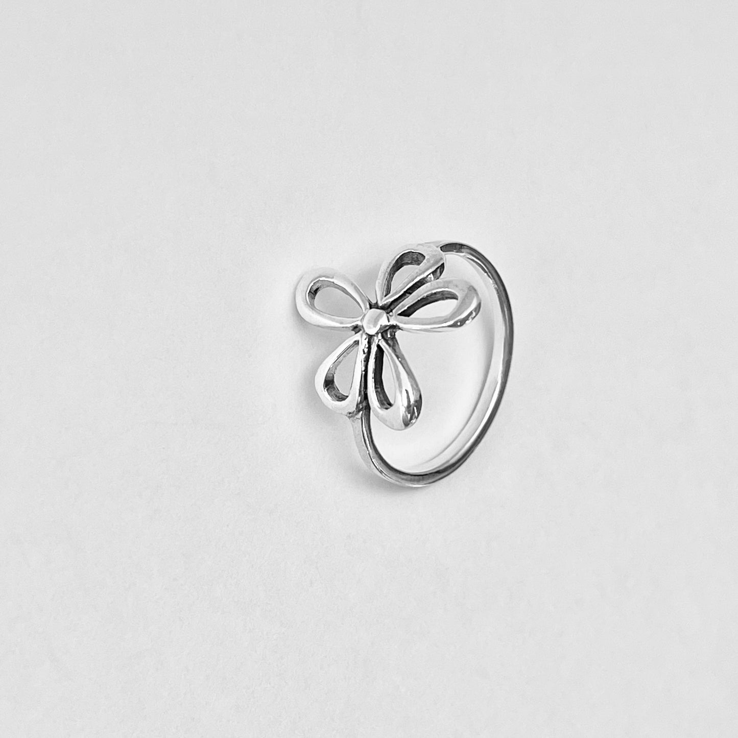 Sterling Silver Large Daisy Flower Ring – Floral Statement Boho Silver Rings
