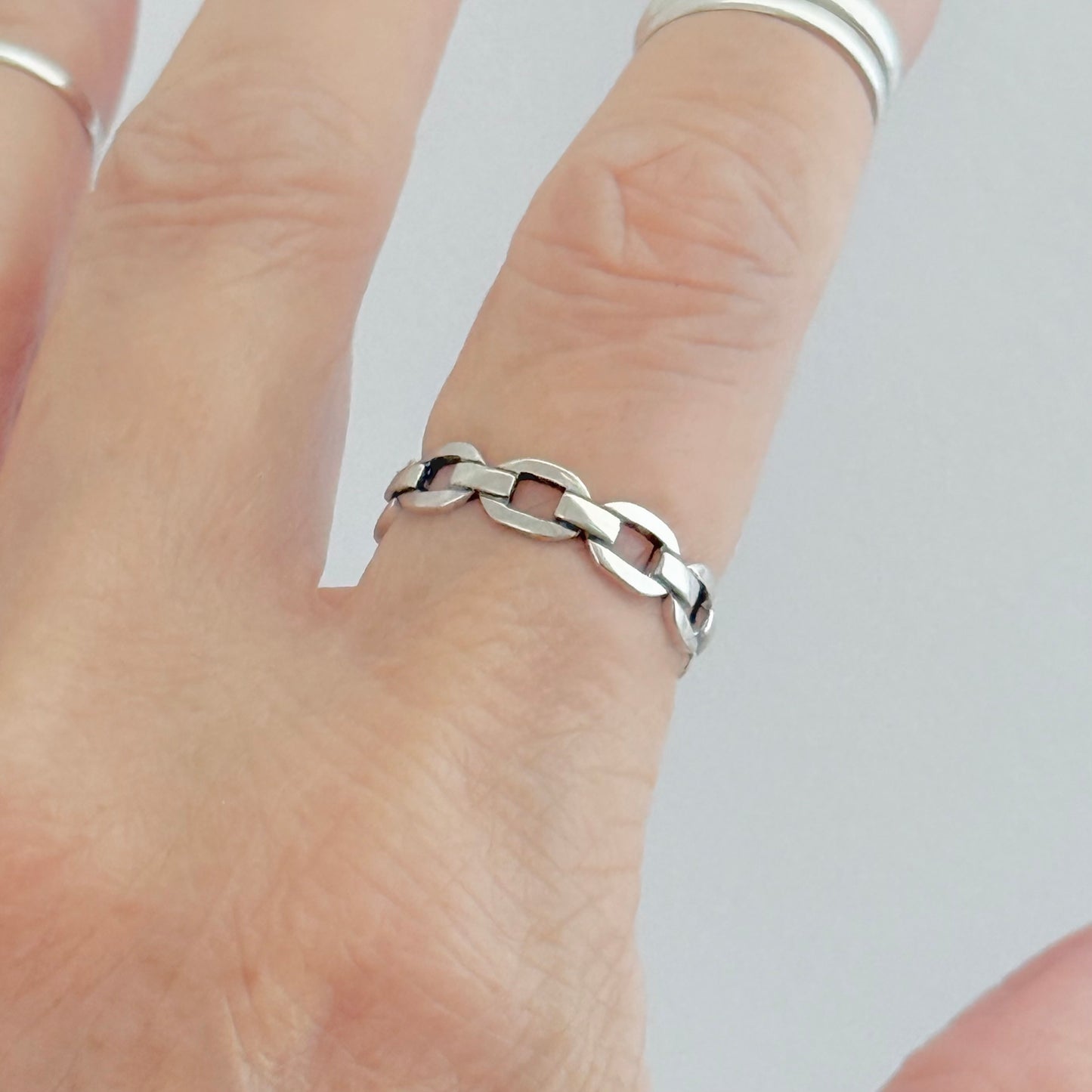 Sterling Silver Eternity Flat Round Chain Link Ring, Unisex Rings, Wedding Bands, Stackable