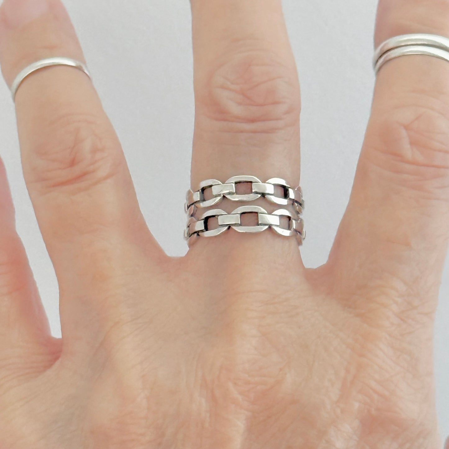 Sterling Silver Eternity Flat Round Chain Link Ring, Unisex Rings, Wedding Bands, Stackable