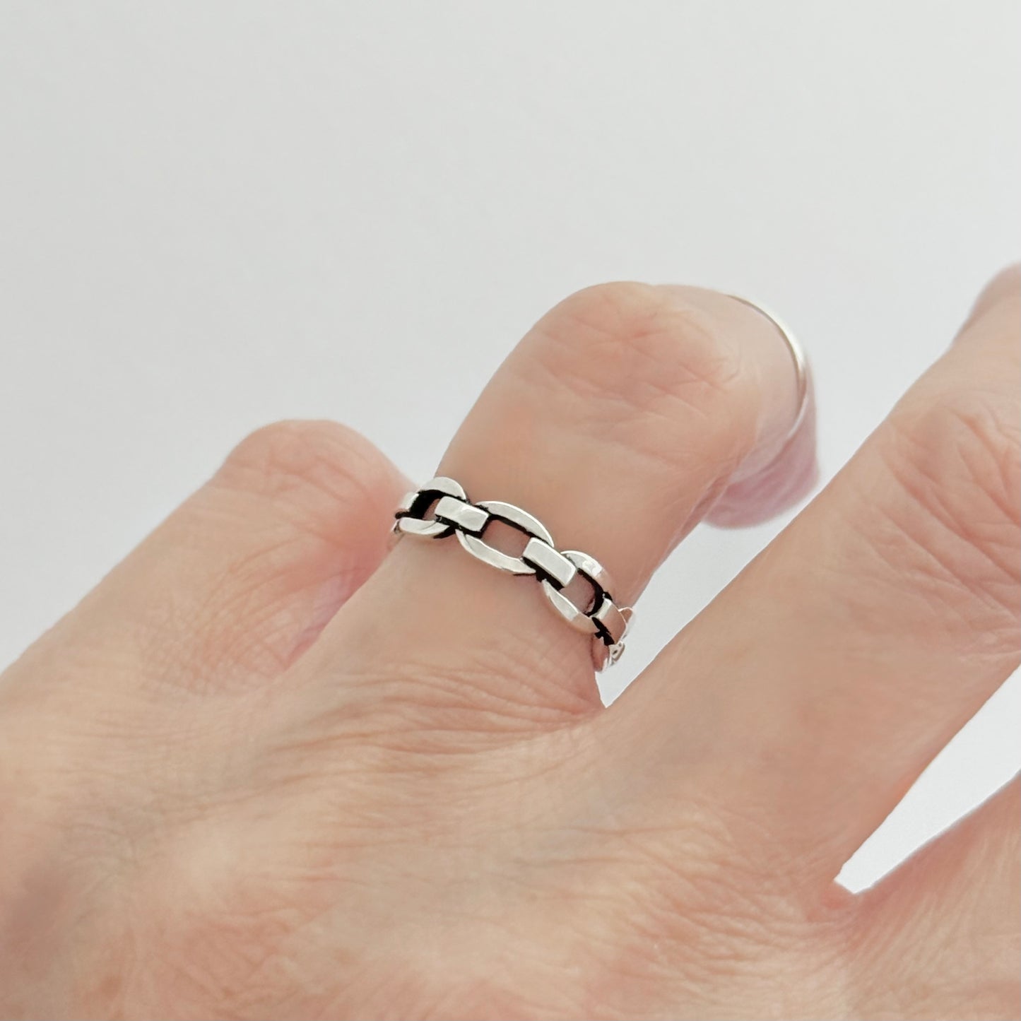 Sterling Silver Eternity Flat Round Chain Link Ring, Unisex Rings, Wedding Bands, Stackable
