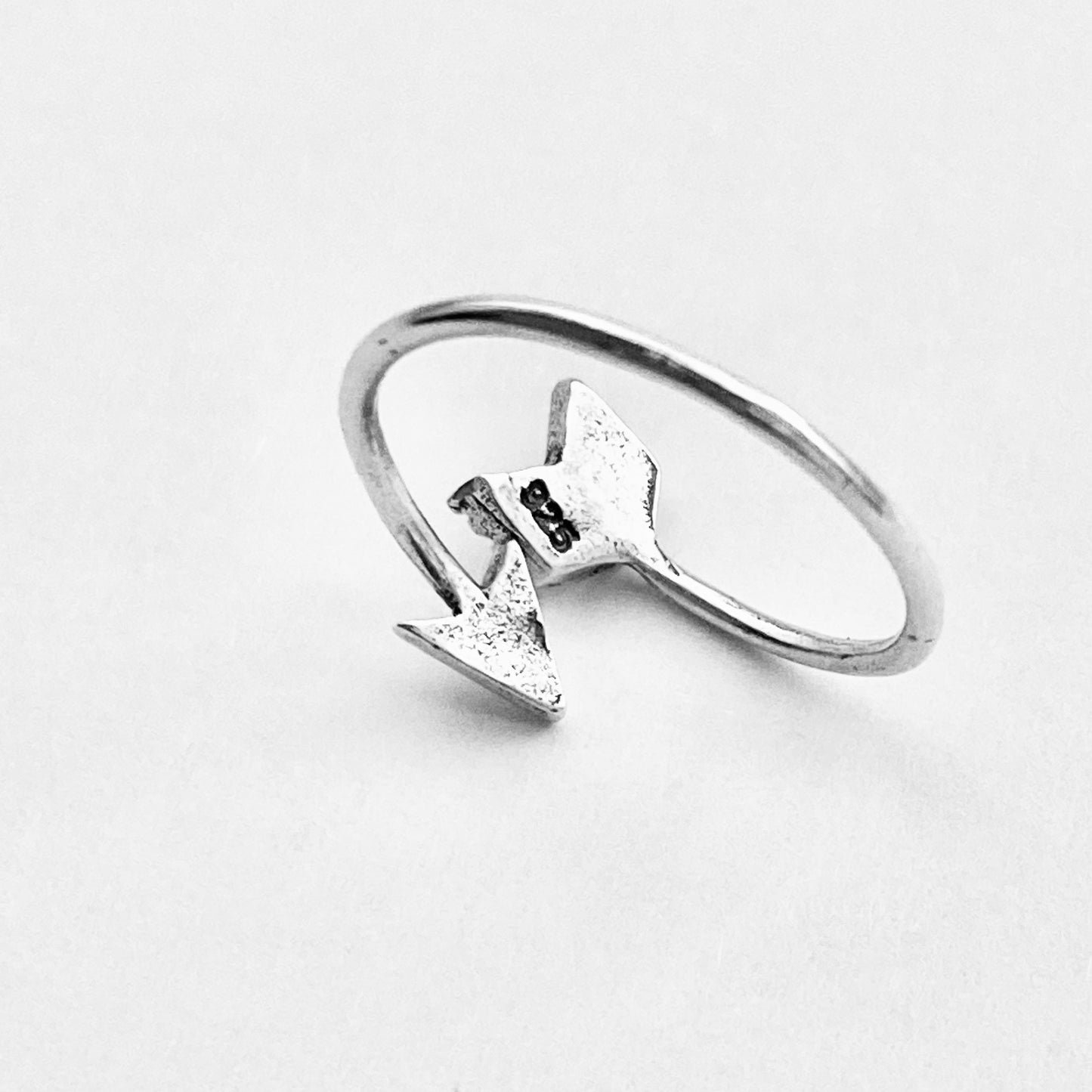 Sterling Silver Delicate Thin Wraparound Arrow Toe Ring, Bow and Arrows, Silver Rings, Archery