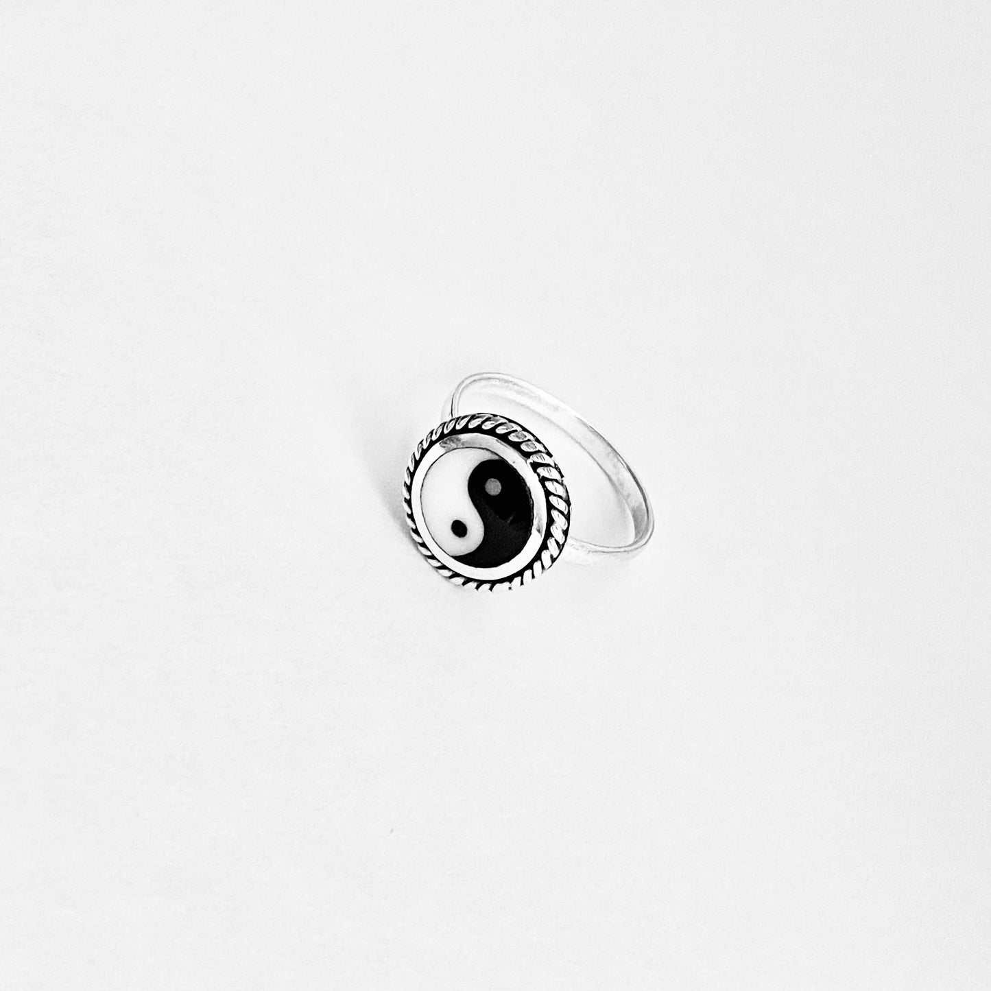 Sterling Silver Round Yin and Yang Ring with Rope, Yoga Ring, Silver Rings, Balance of Life