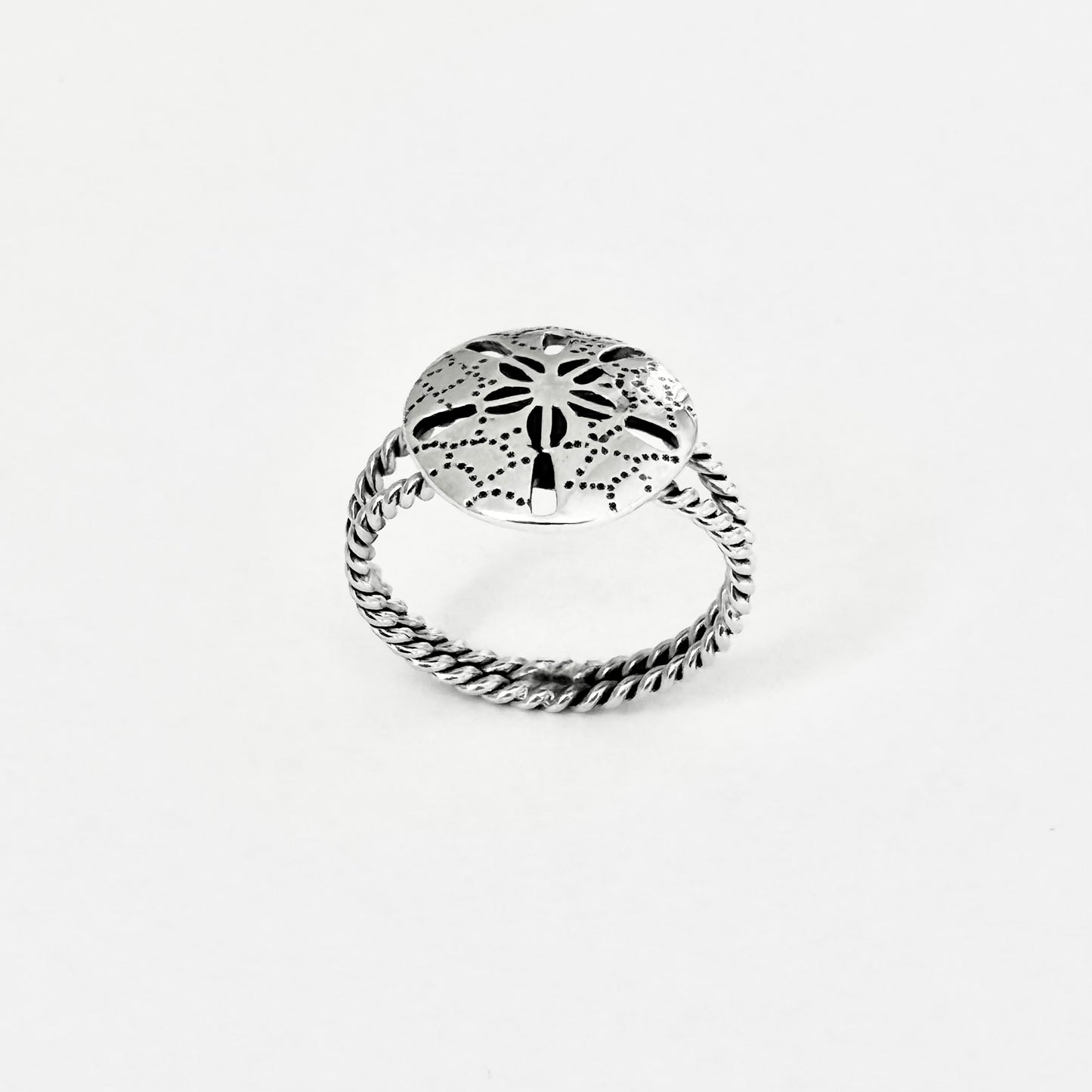 Sterling Silver Large Sand Dollar Ring with Rope Band, Star Ring, Silver Rings, Seashell, Ocean Shells