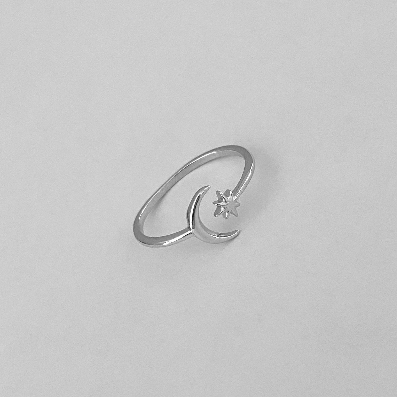 Sterling Silver Delicate Small Crescent Moon and Twinkle Star Ring, Minimalist Ring, Silver Ring