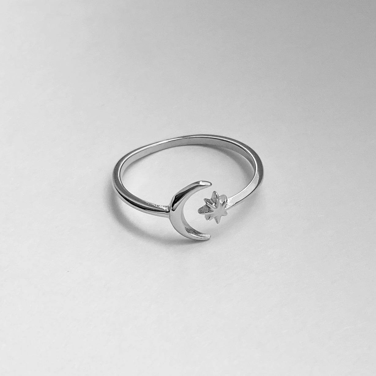 Sterling Silver Delicate Small Crescent Moon and Twinkle Star Ring, Minimalist Ring, Silver Ring