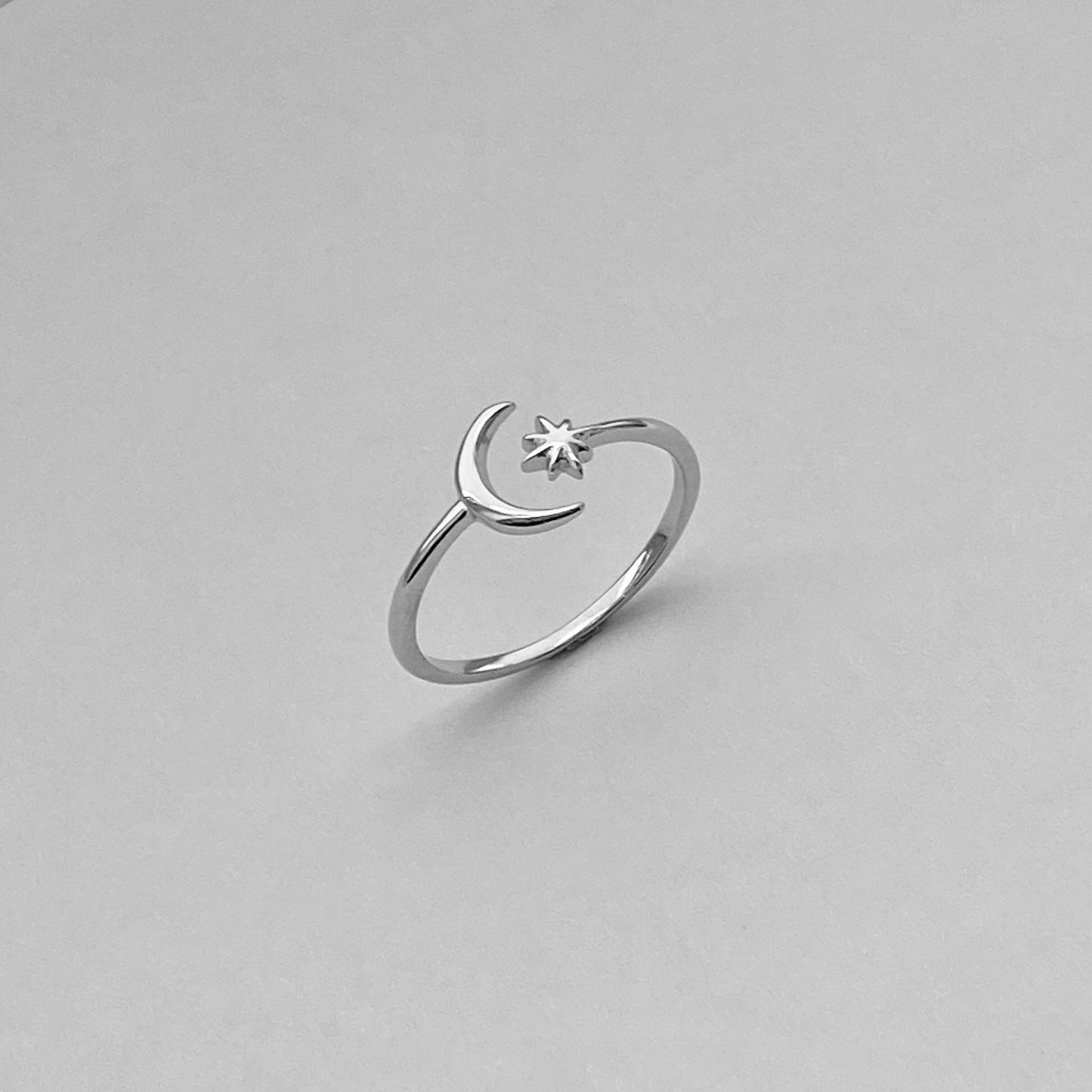 Sterling Silver Delicate Small Crescent Moon and Twinkle Star Ring, Minimalist Ring, Silver Ring