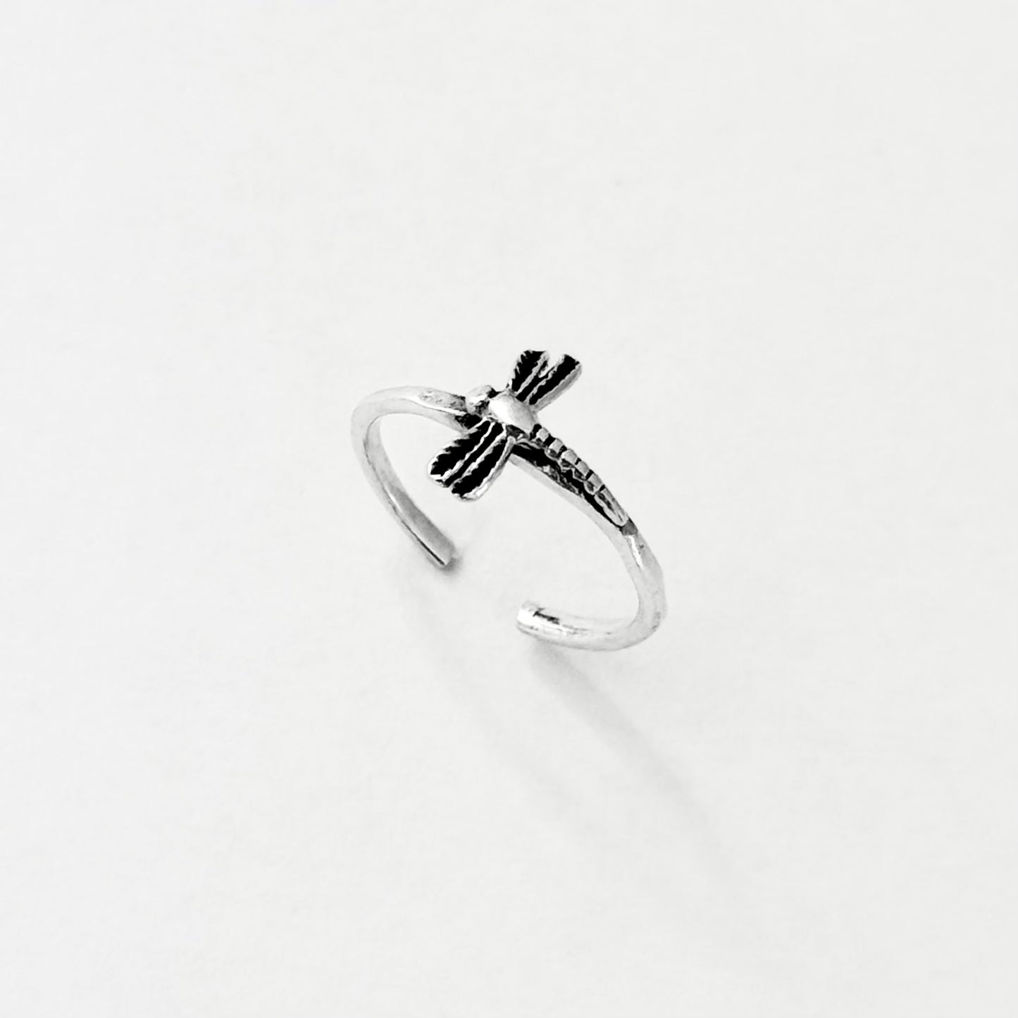 Sterling Silver Dragonfly Toe Ring with Hammered Band, Silver Rings, Spirit Bugs, Insect Wings