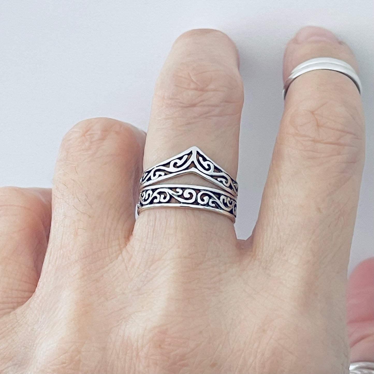 Sterling Silver Chevron Filigree Ring, Dainty V Shape Rings, Swirly Jewelry