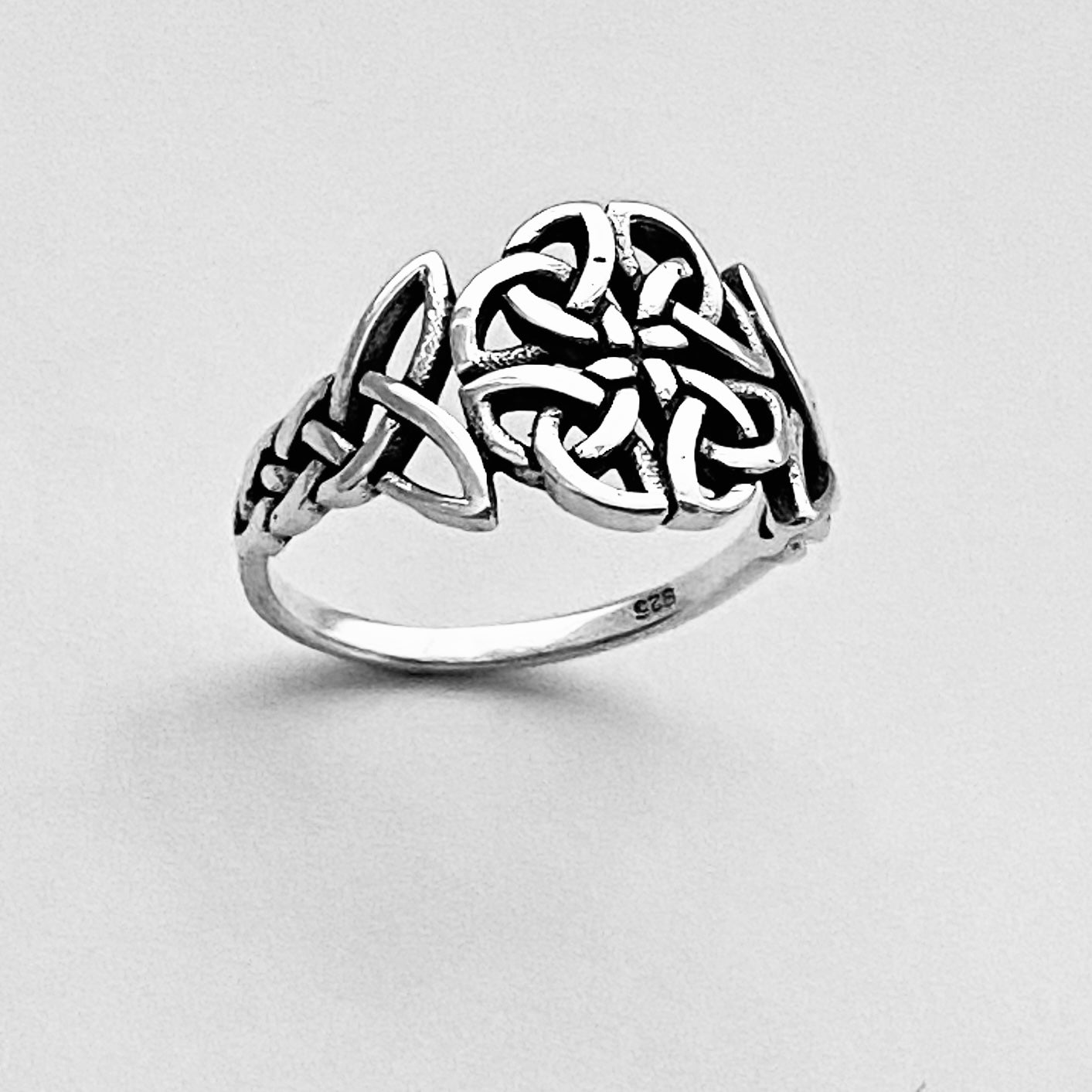 Sterling Silver Trinity Woven Celtic Ring, Triquetra Rings, Endless Love Knots Jewelry