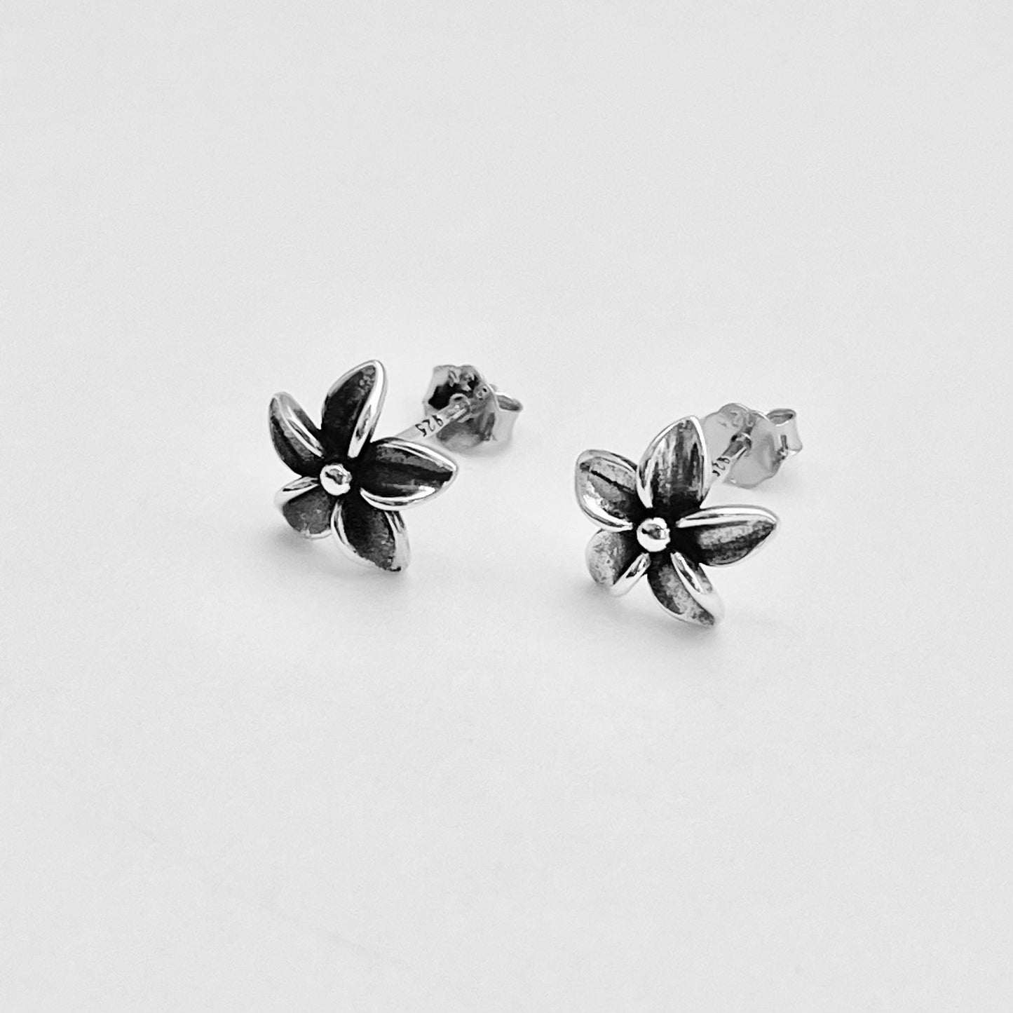 Sterling Silver Plumeria Stud Earrings, Silver Earring, Hawaii Flower, Lei Flowers