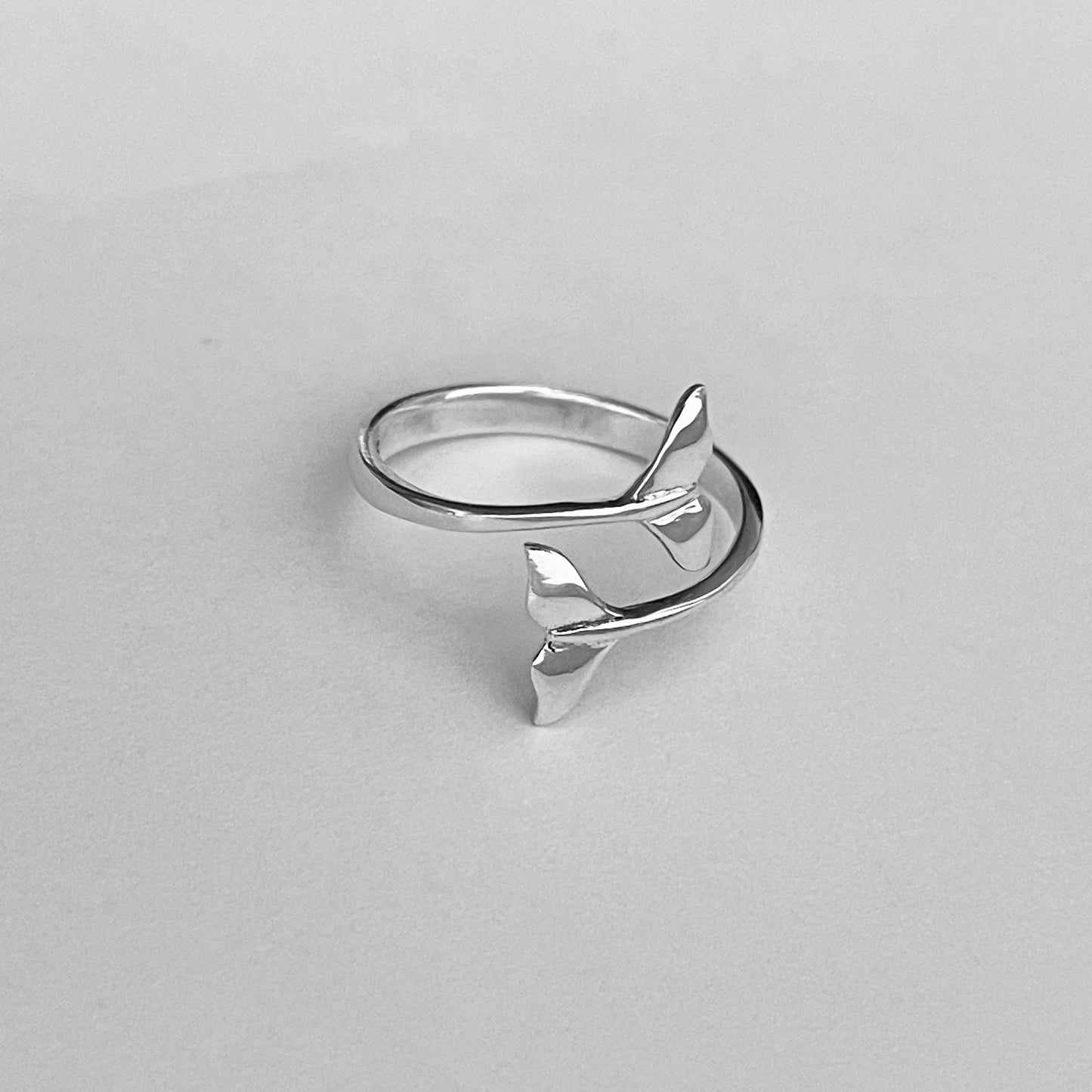 Sterling Silver Delicate Wraparound Whale Tail Ring, Fish Silver Rings, Ocean Ring