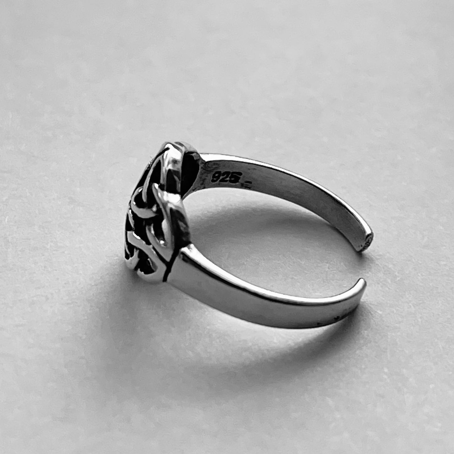 Sterling Silver Quadruple Triquetra Toe Ring, Celtic Ring, Silver Rings