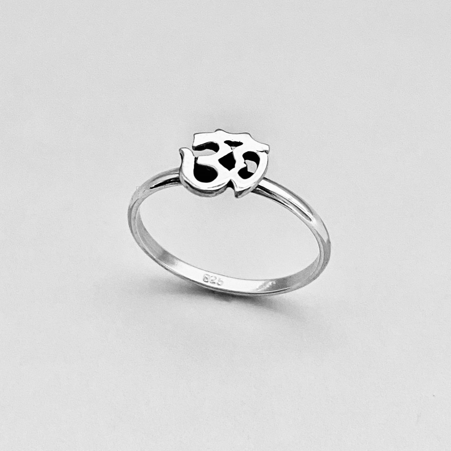 Sterling Silver Dainty OM Ring – Minimalist Yoga Spiritual Silver Rings