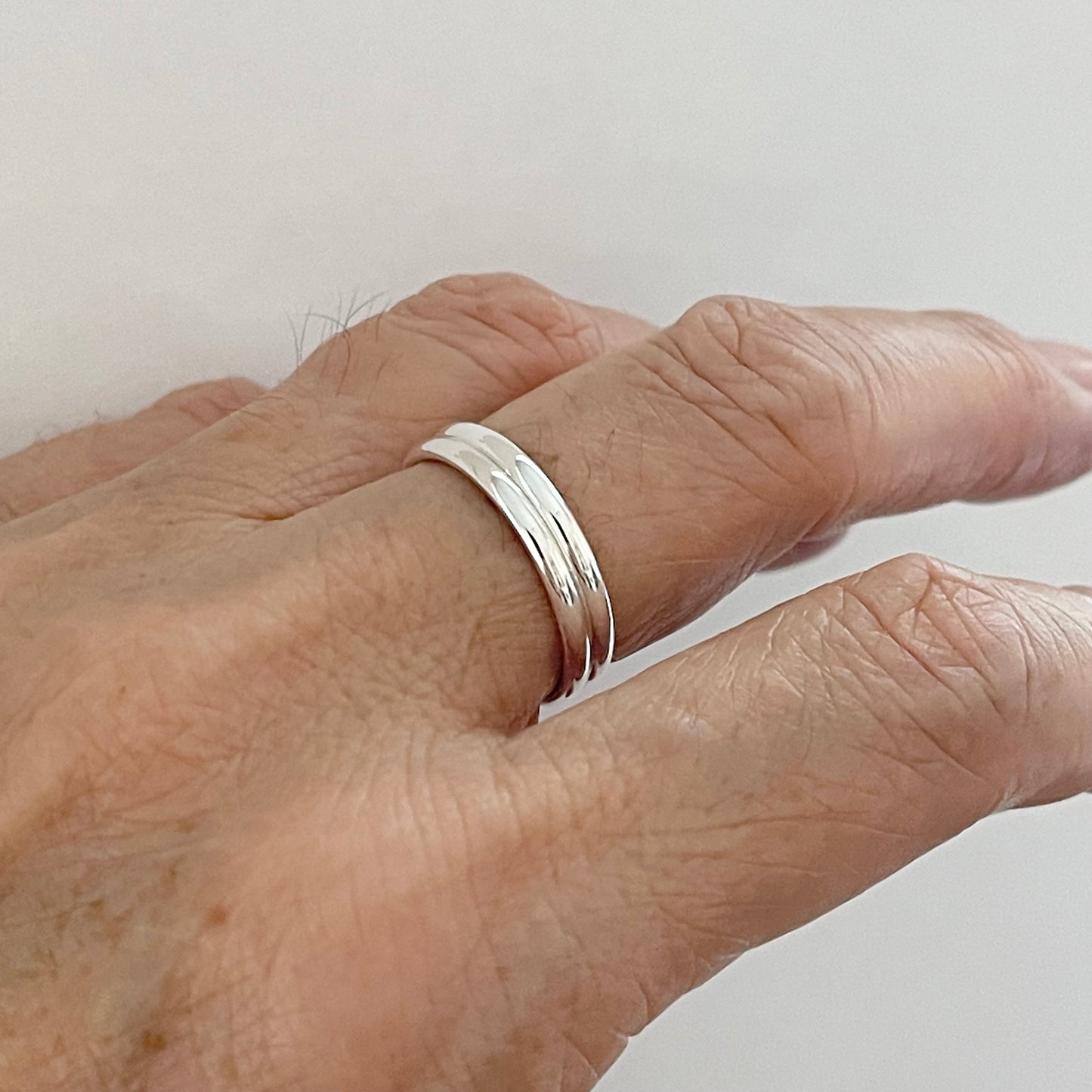 Sterling Silver High Polish Plain 2mm Unisex Band Ring, Wedding Silver Rings, Stackable Bands