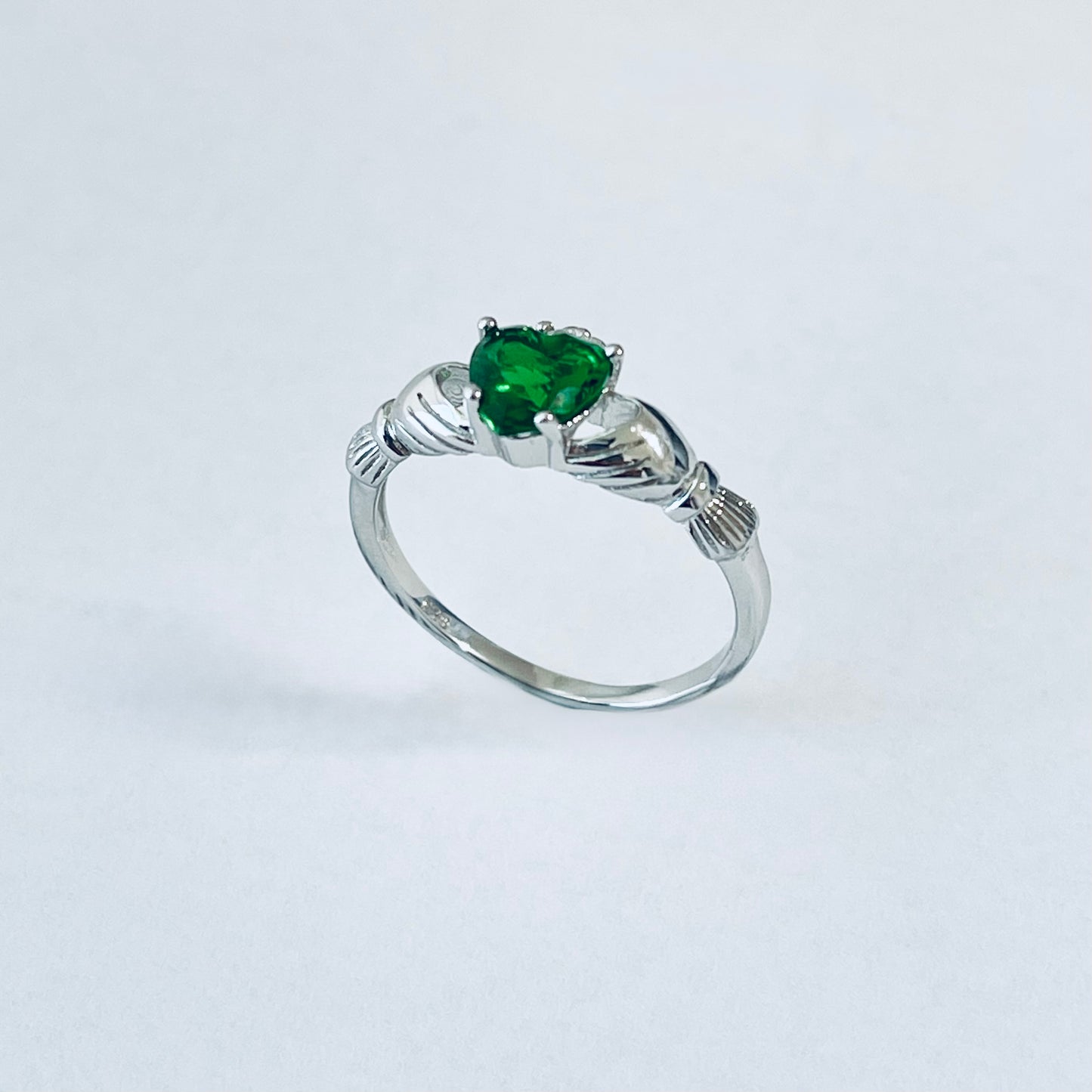 925 Sterling Silver Emerald CZ Heart Claddagh Ring | May Birthstone Irish Friendship Loyalty Rings