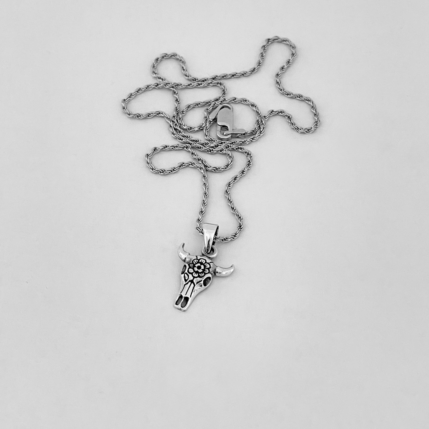 925 Sterling Silver Bull Skull Flower Necklace | Unisex Rodeo Silver Pendant and Chain