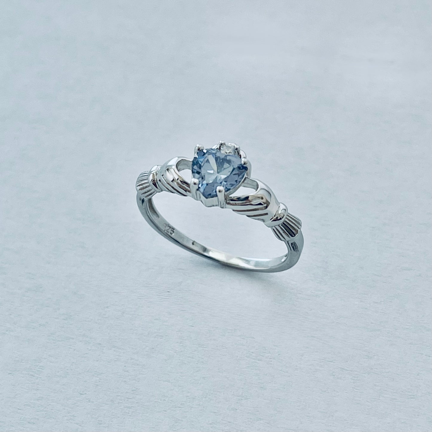 925 Sterling Silver Tanzanite CZ Heart Claddagh Ring | December Birthstone Irish Friendship Loyalty Ring
