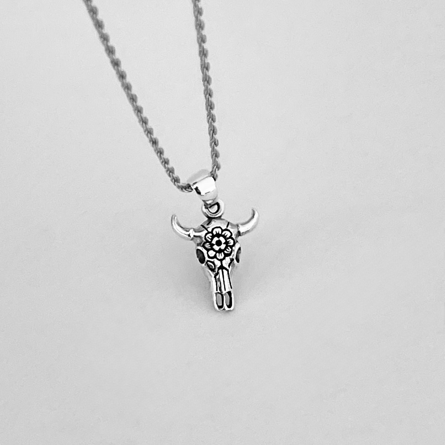 925 Sterling Silver Bull Skull Flower Necklace | Unisex Rodeo Silver Pendant and Chain