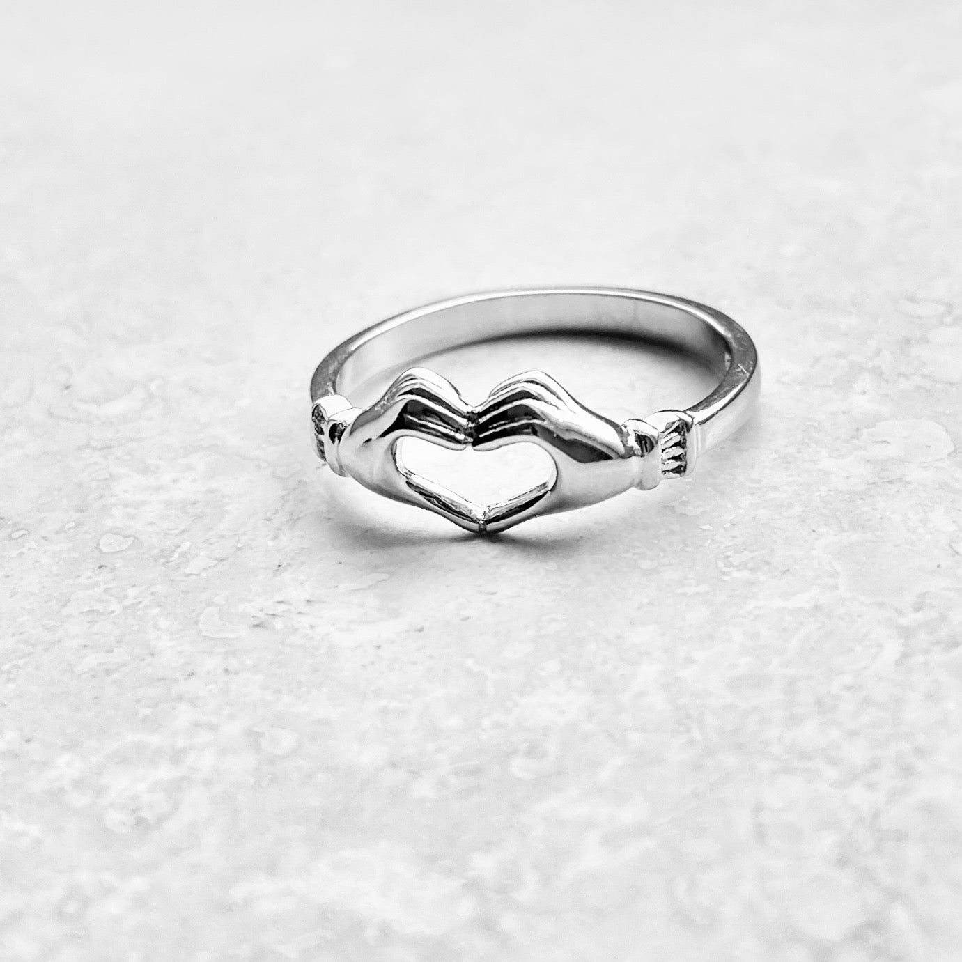 925 Sterling Silver Love Heart Hand Ring | Irish Claddagh Friendship Loyalty Rings