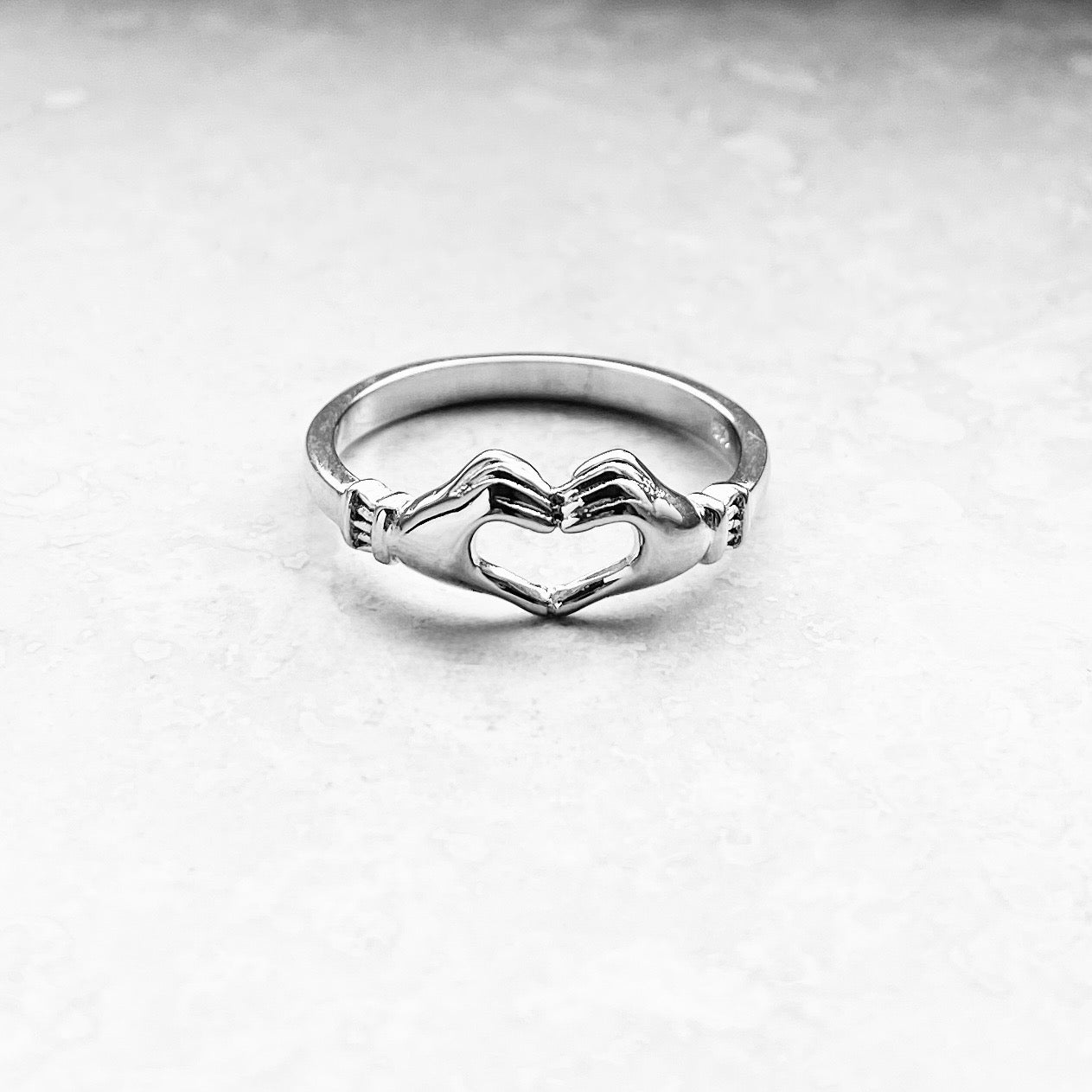 925 Sterling Silver Love Heart Hand Ring | Irish Claddagh Friendship Loyalty Rings