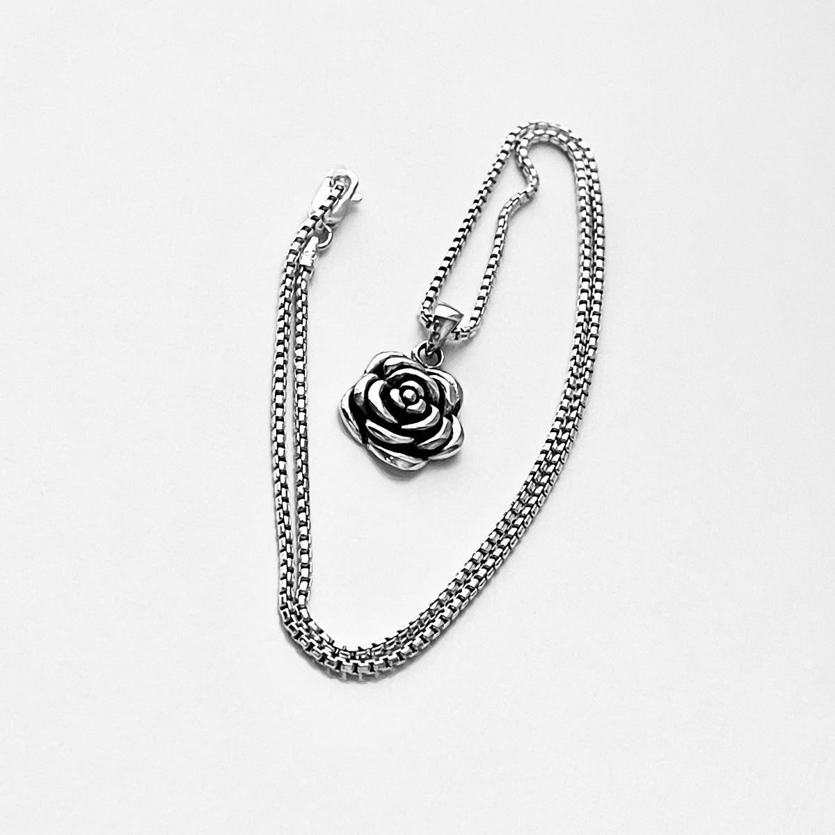 925 Sterling Silver Blooming Rose Bud Necklace | Love Roses Flower Pendant Silver Chain