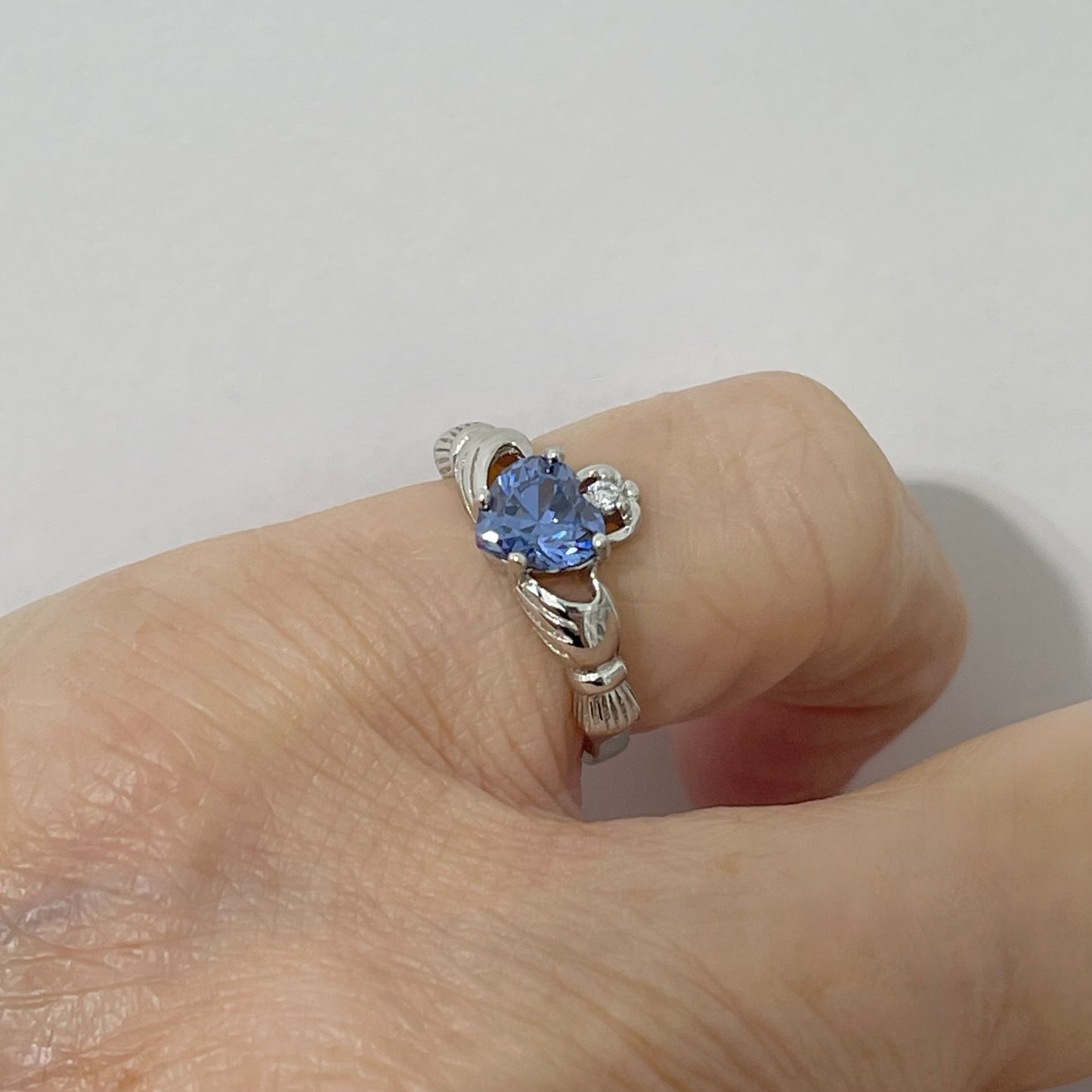 925 Sterling Silver Tanzanite CZ Heart Claddagh Ring | December Birthstone Irish Friendship Loyalty Ring