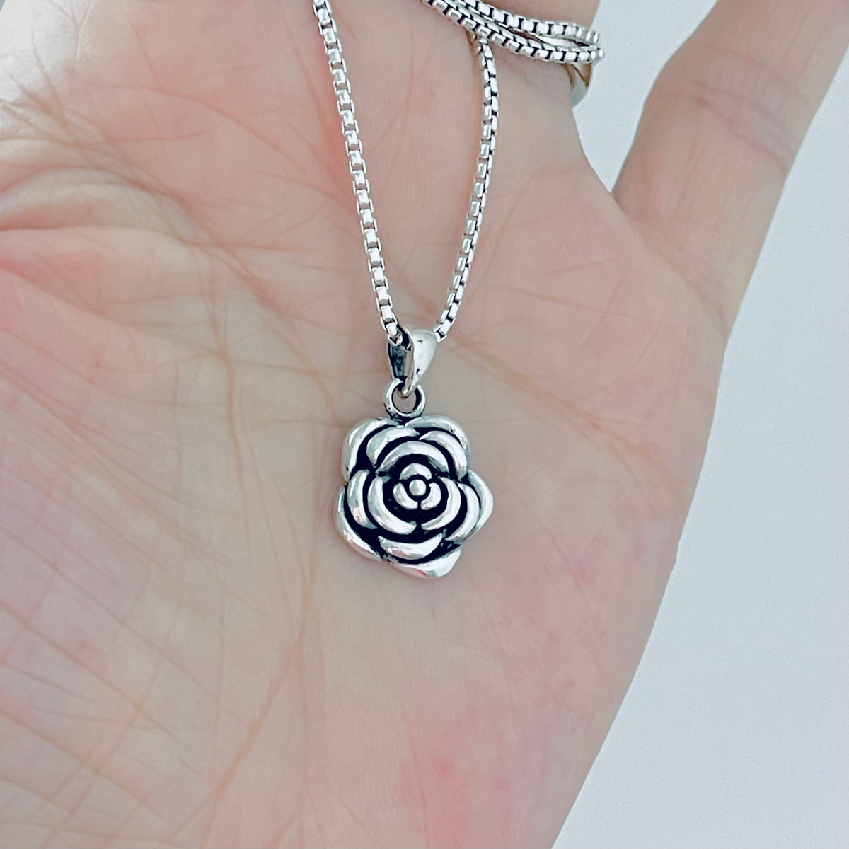 925 Sterling Silver Blooming Rose Bud Necklace | Love Roses Flower Pendant Silver Chain