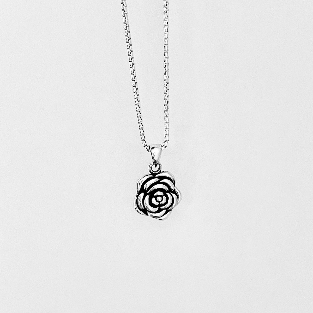 925 Sterling Silver Blooming Rose Bud Necklace | Love Roses Flower Pendant Silver Chain