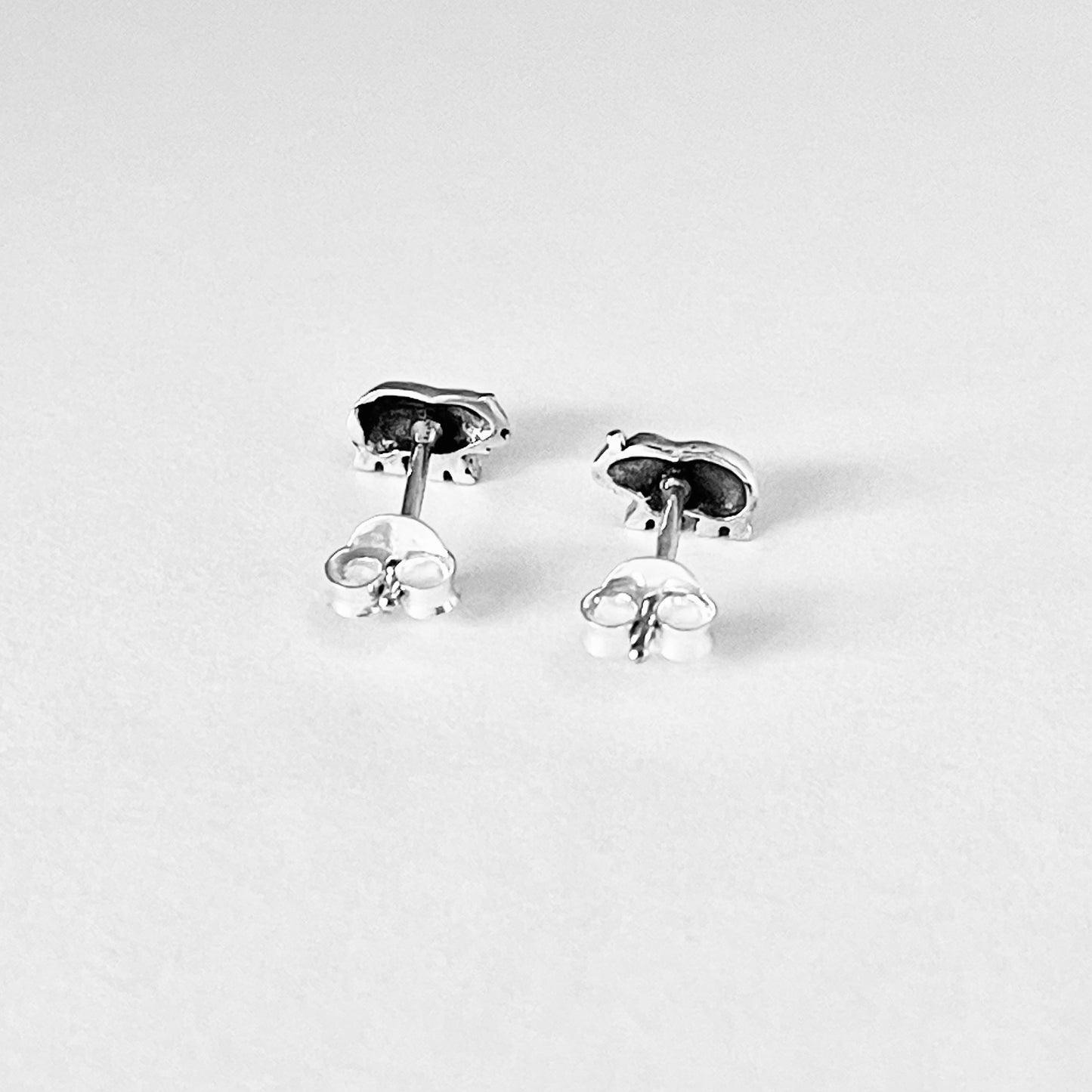 925 Sterling Silver Small Elephant Stud Earrings | Unisex Good Luck Animal Silver Earring
