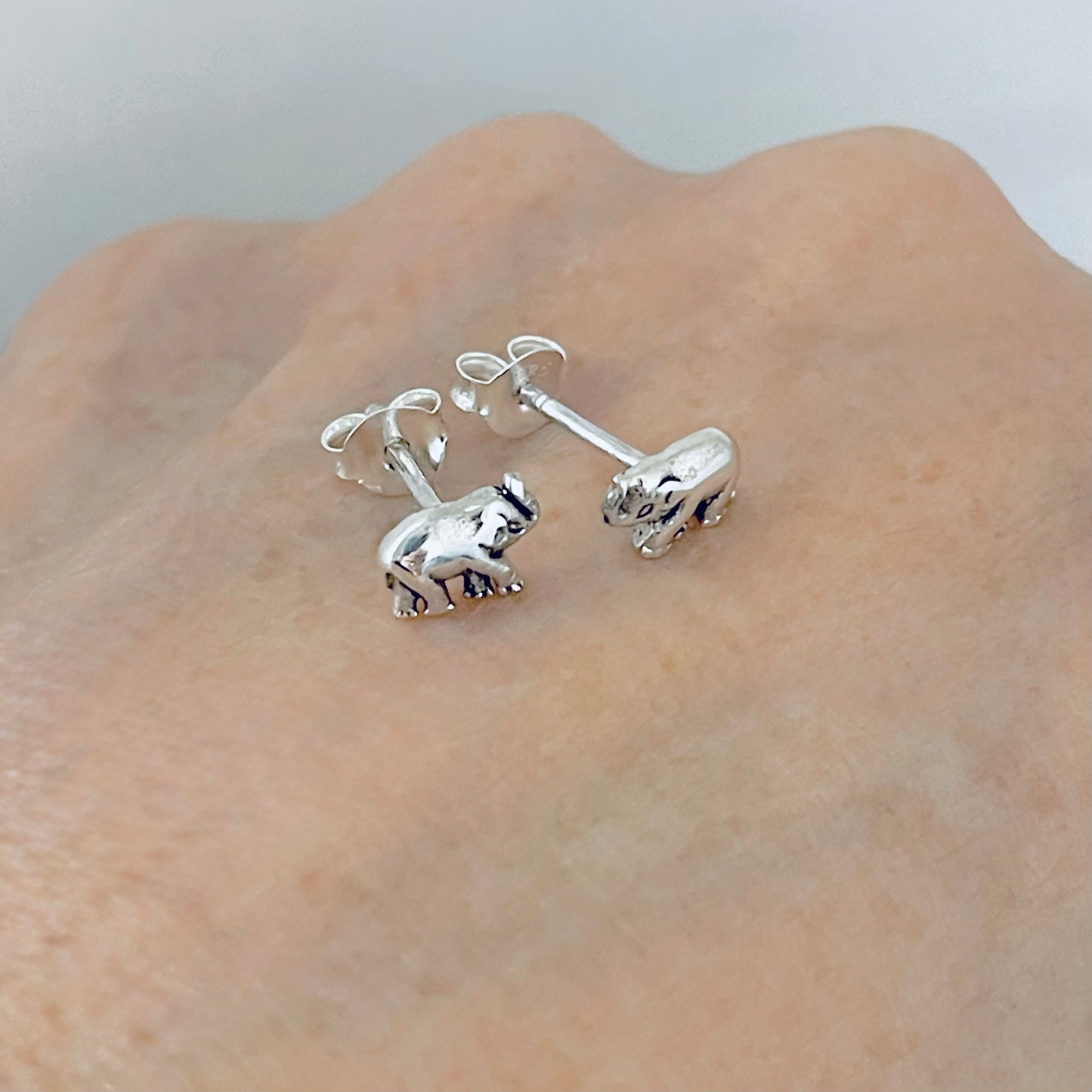 925 Sterling Silver Small Elephant Stud Earrings | Unisex Good Luck Animal Silver Earring