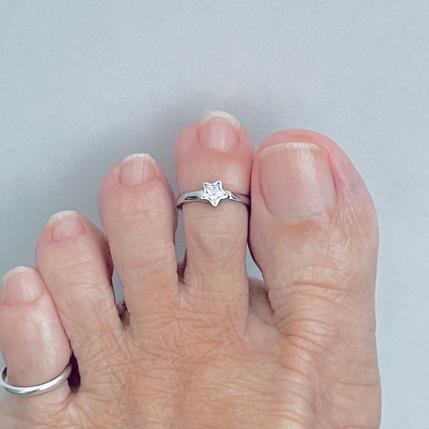 Sterling Silver Dainty CZ Star Toe Ring, Celestial Jewelry, Midi Rings