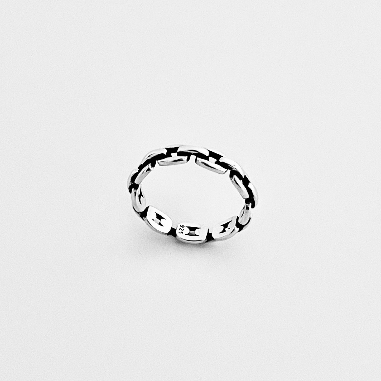 Sterling Silver Eternity Chain Link Ring – Unisex Stackable Wedding Silver Band