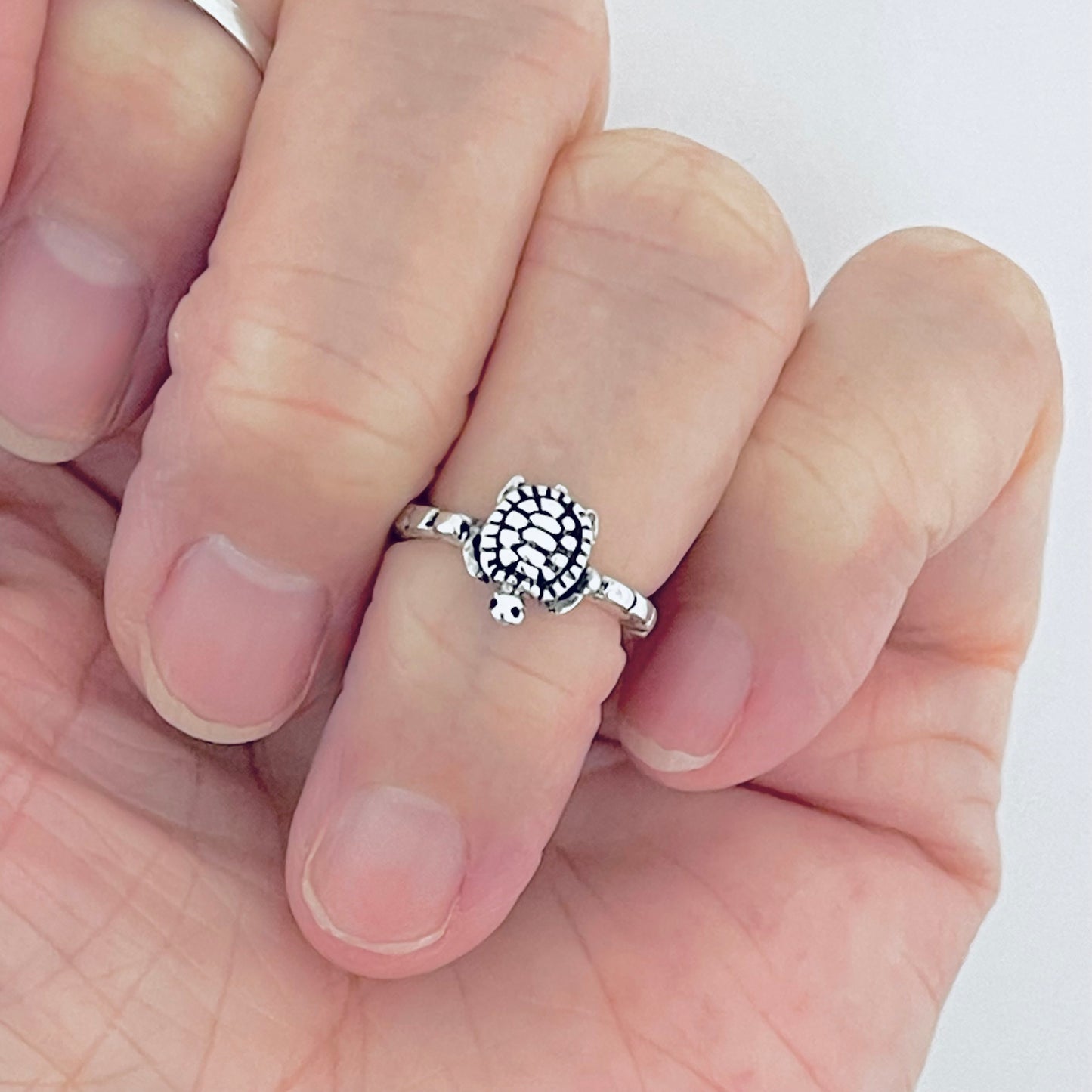 Sterling Silver Dainty Turtle Toe Ring with Dot Band | Ocean Animal Beach Silver Rings