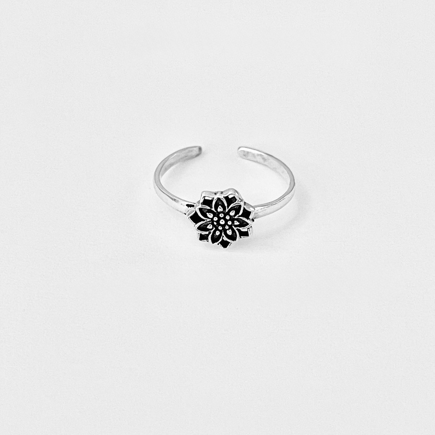 Sterling Silver Dainty Lotus Flower Toe Ring | Delicate Mandala Silver Rings