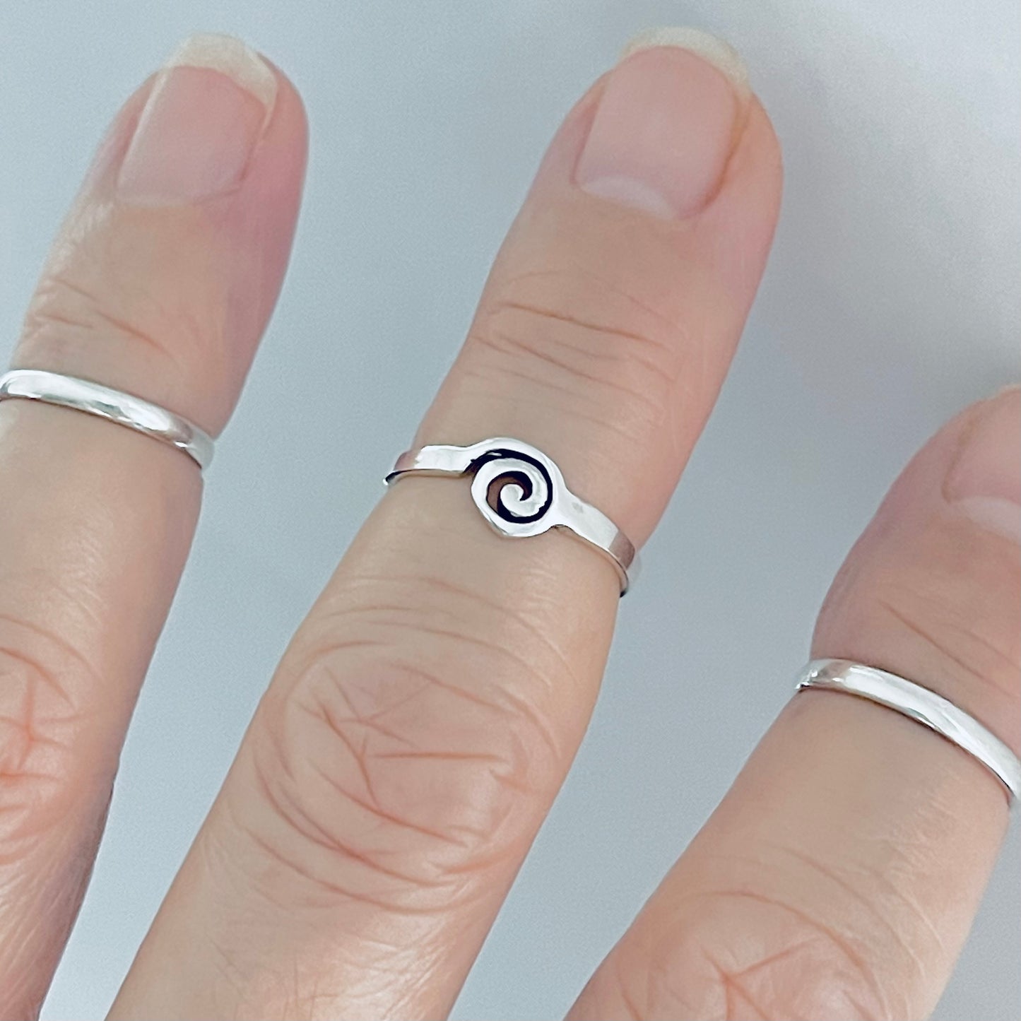 925 Sterling Silver Dainty Spiral Toe Ring | Swirl Midi Pinky Silver Rings