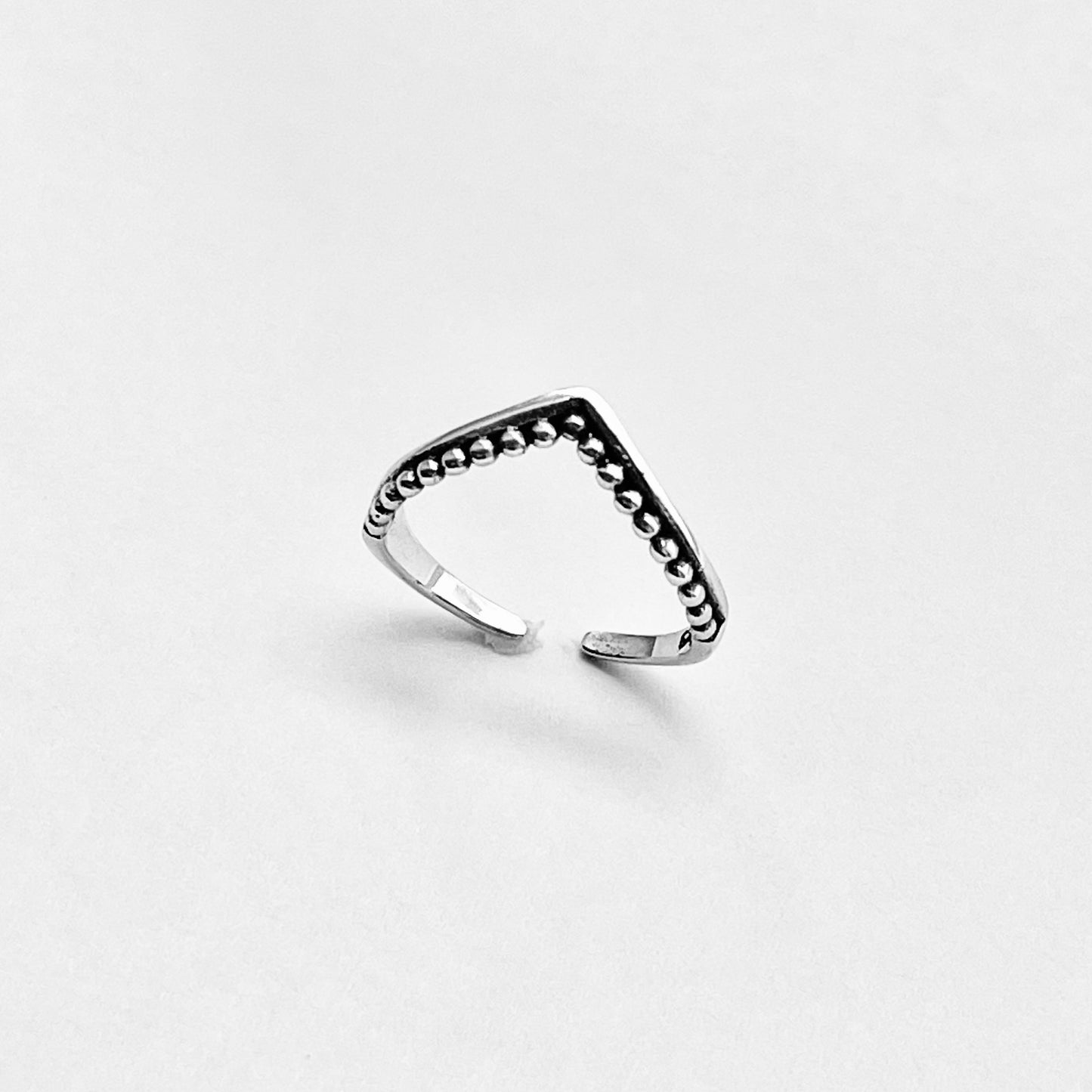 925 Sterling Silver V Shape Toe Ring with Dots | Dainty Chevron Silver Rings