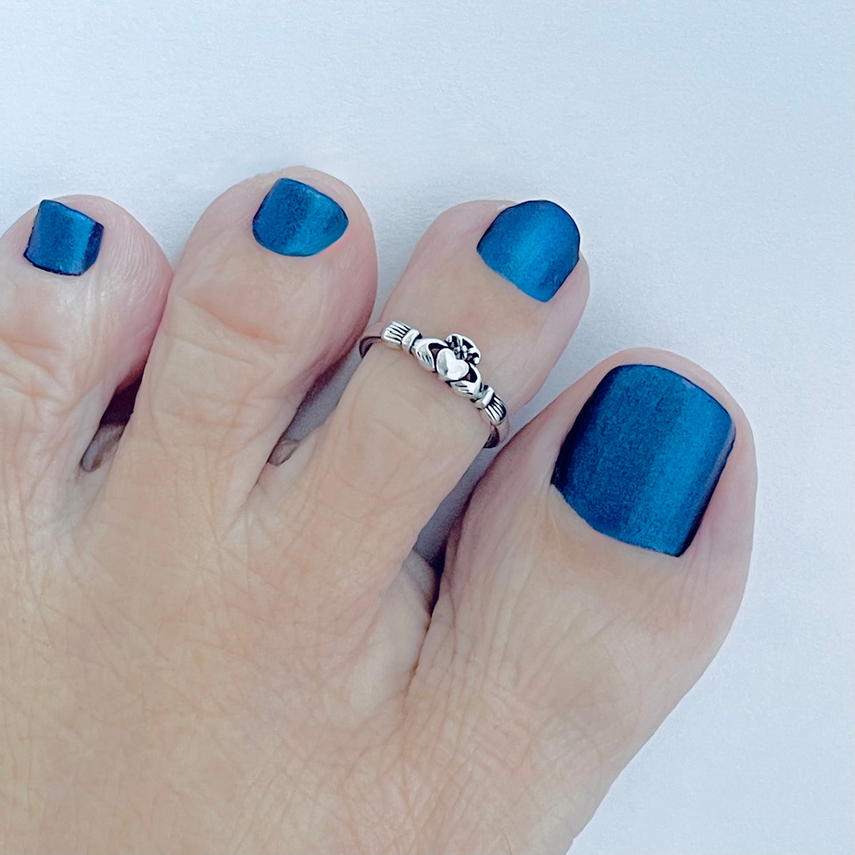 925 Sterling Silver Mini Irish Claddagh Heart Toe Ring | Dainty Love Friendship Silver Rings