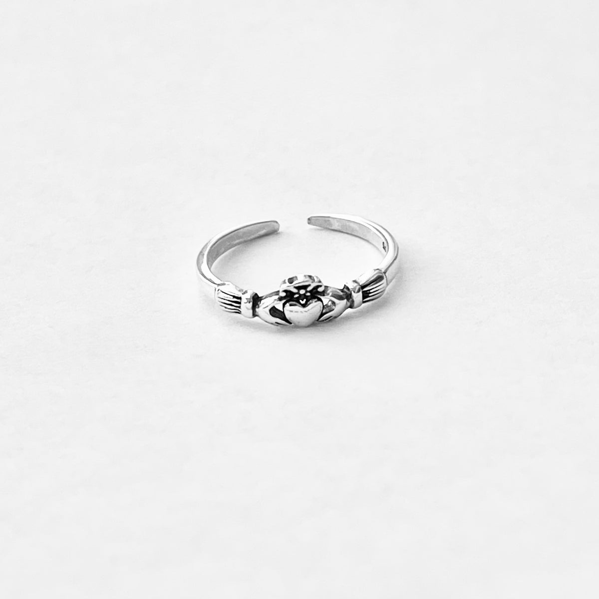 925 Sterling Silver Mini Irish Claddagh Heart Toe Ring | Dainty Love Friendship Silver Rings
