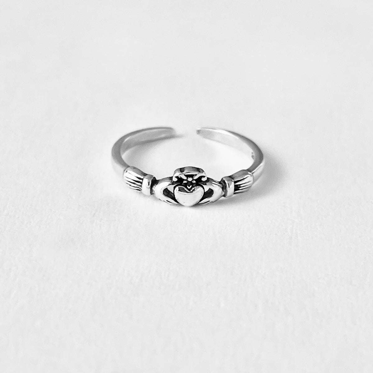 925 Sterling Silver Mini Irish Claddagh Heart Toe Ring | Dainty Love Friendship Silver Rings