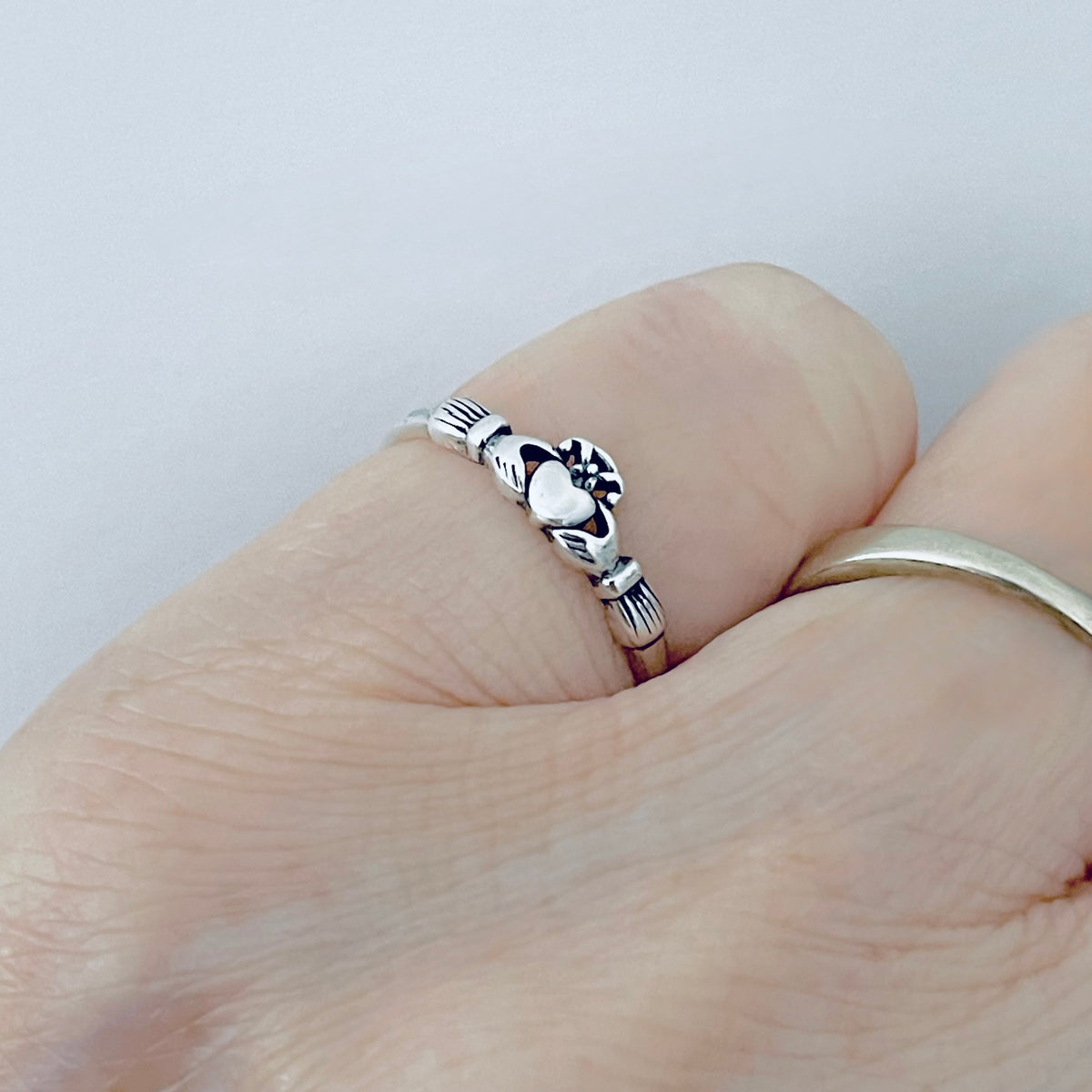 925 Sterling Silver Mini Irish Claddagh Heart Toe Ring | Dainty Love Friendship Silver Rings