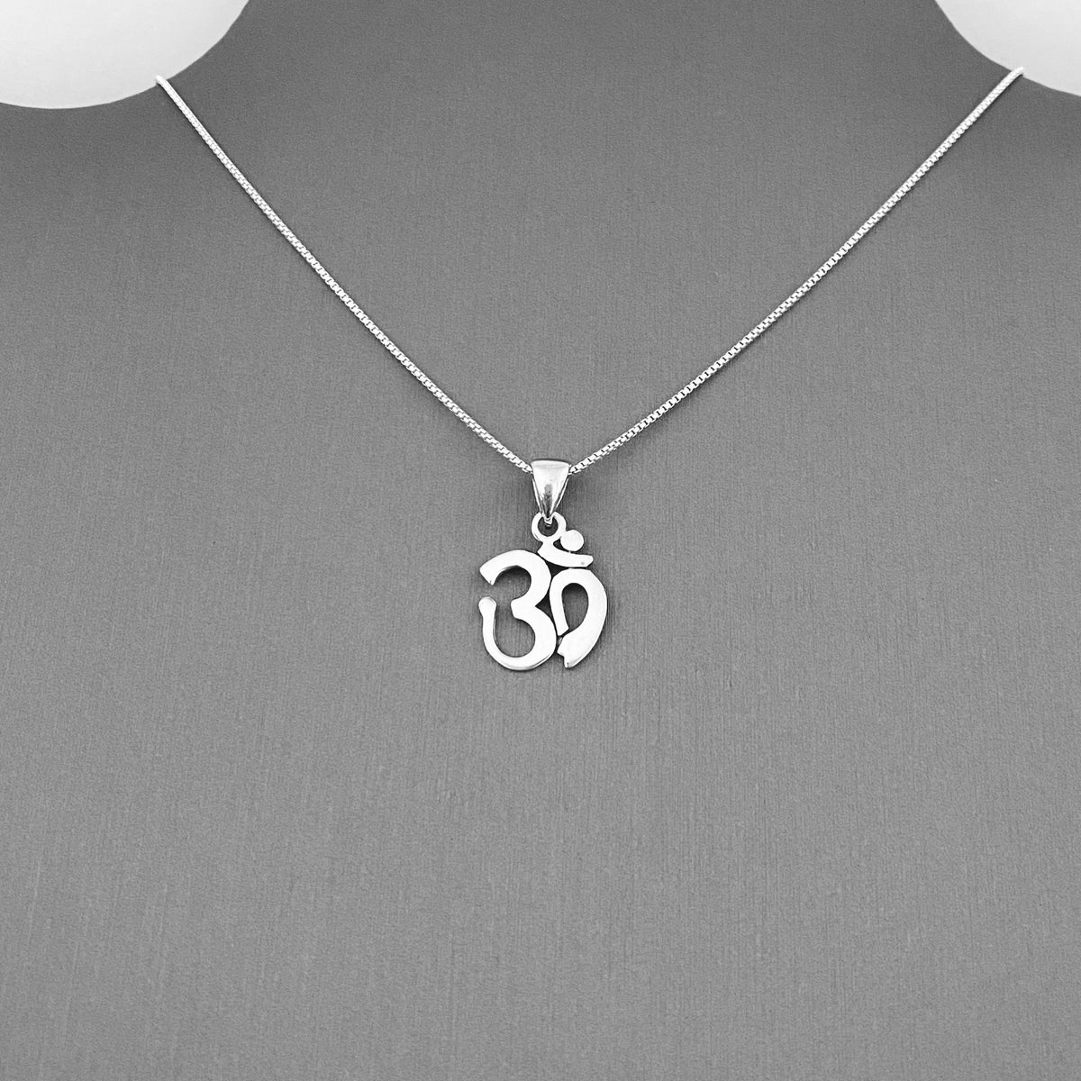 925 Sterling Silver Small Classic OM Necklace – Yoga Spiritual Pendant Silver Chain
