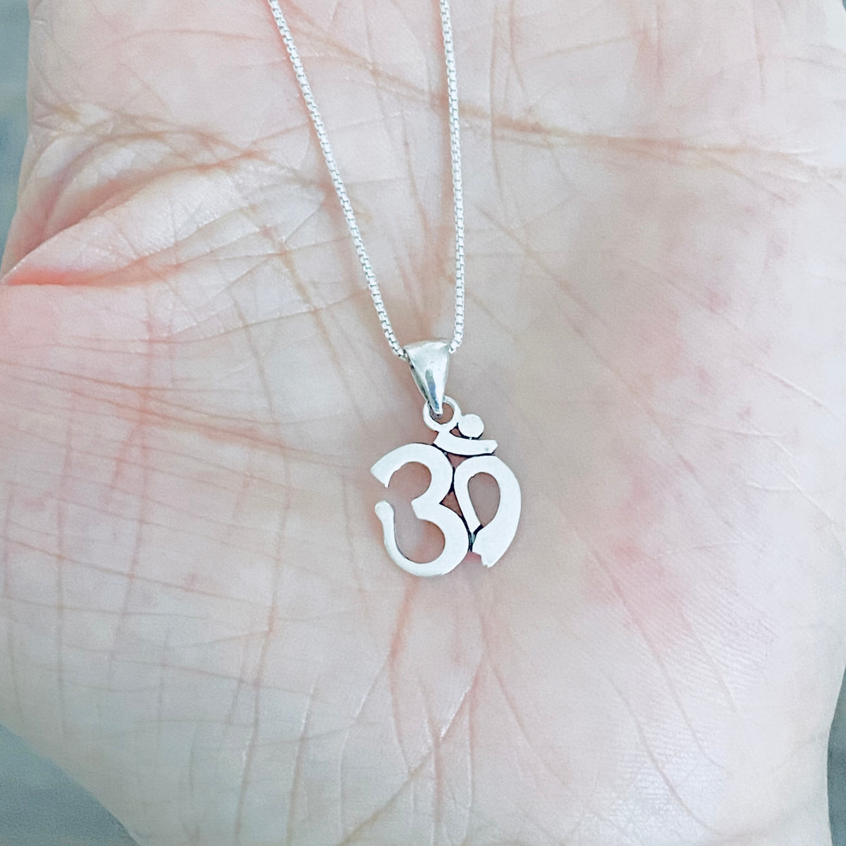 925 Sterling Silver Small Classic OM Necklace – Yoga Spiritual Pendant Silver Chain