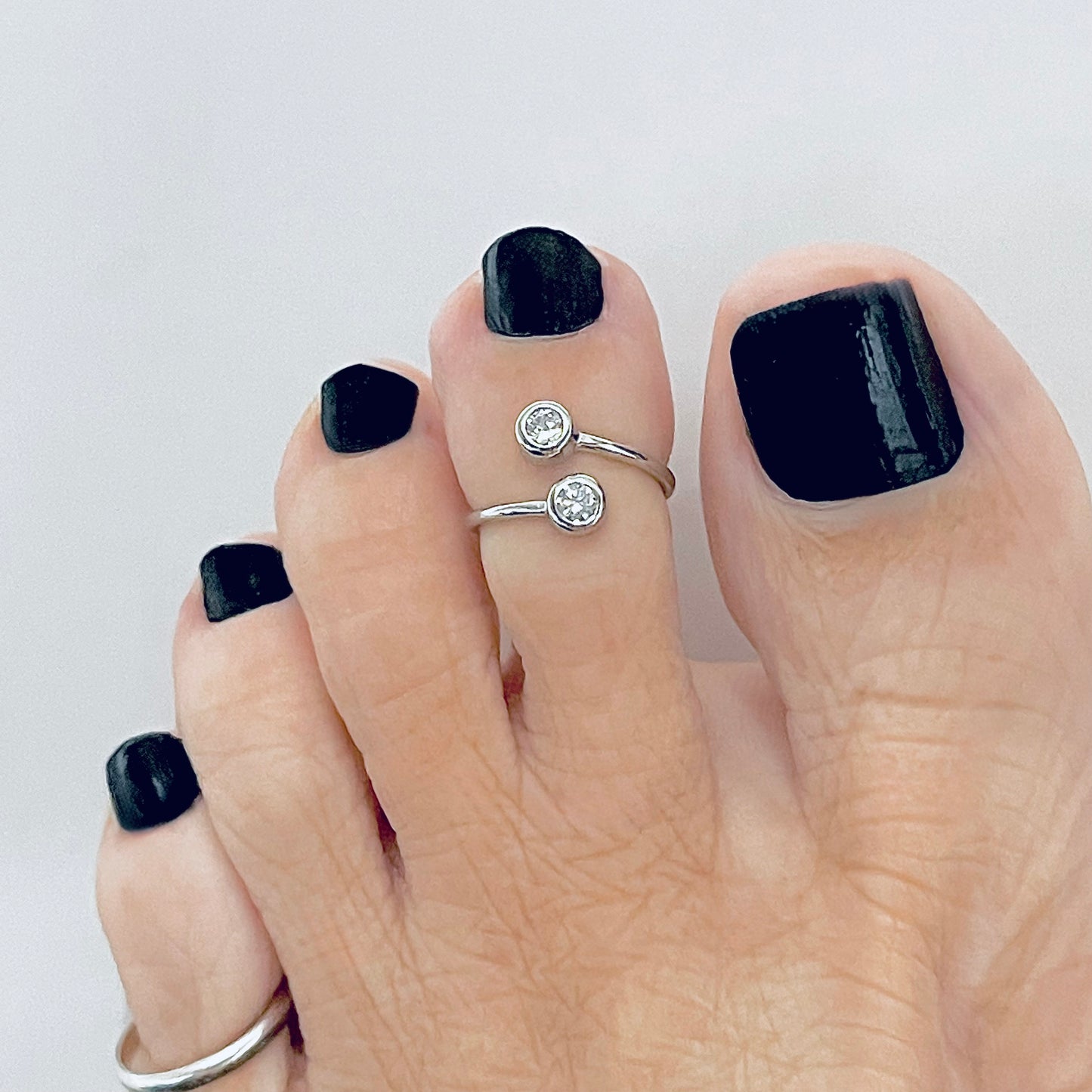 925 Sterling Silver Wraparound Round CZ Toe Ring | Minimalist Dainty Silver Rings