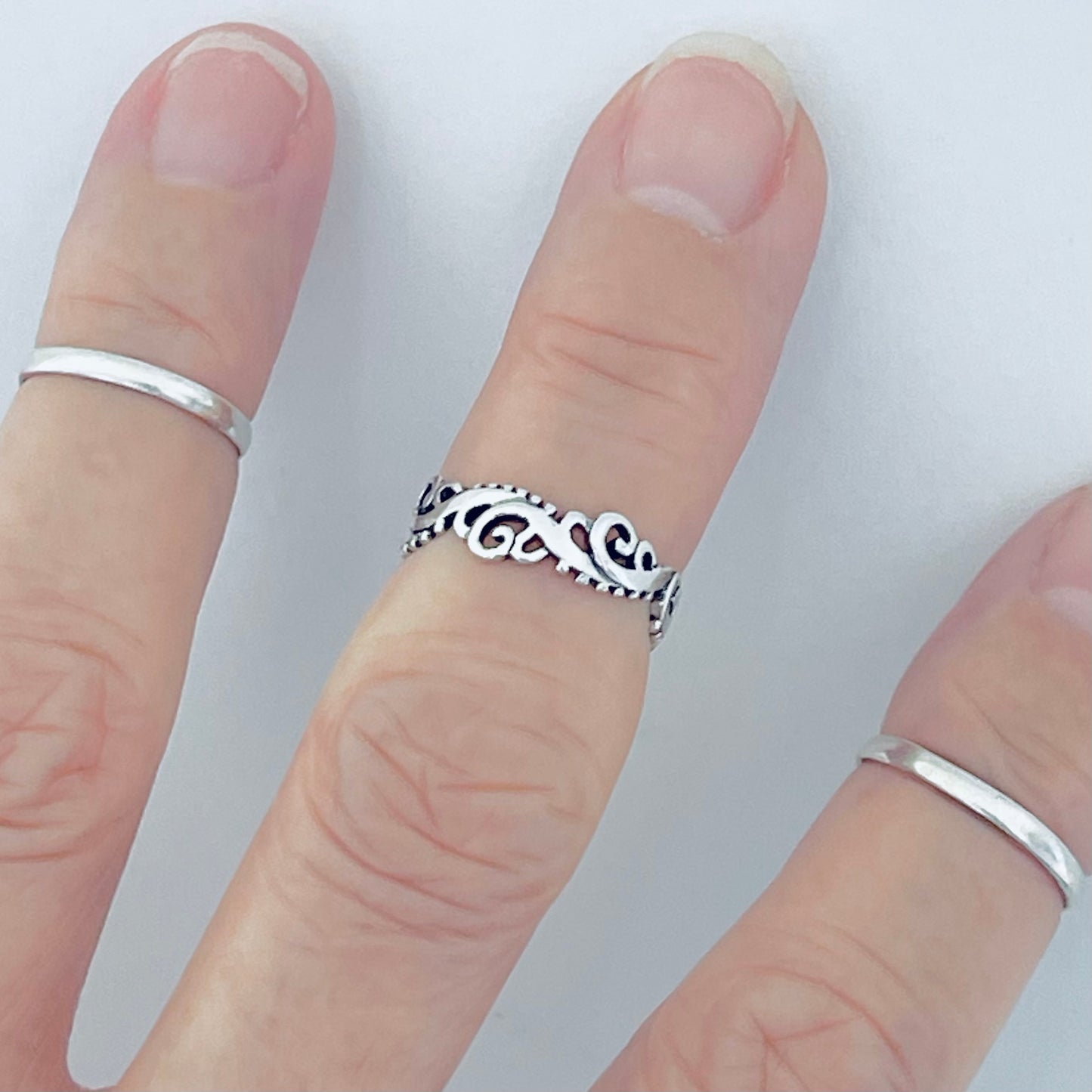 925 Sterling Silver Dainty Swirl Band Toe Ring | Swirly Midi Pinky Silver Rings