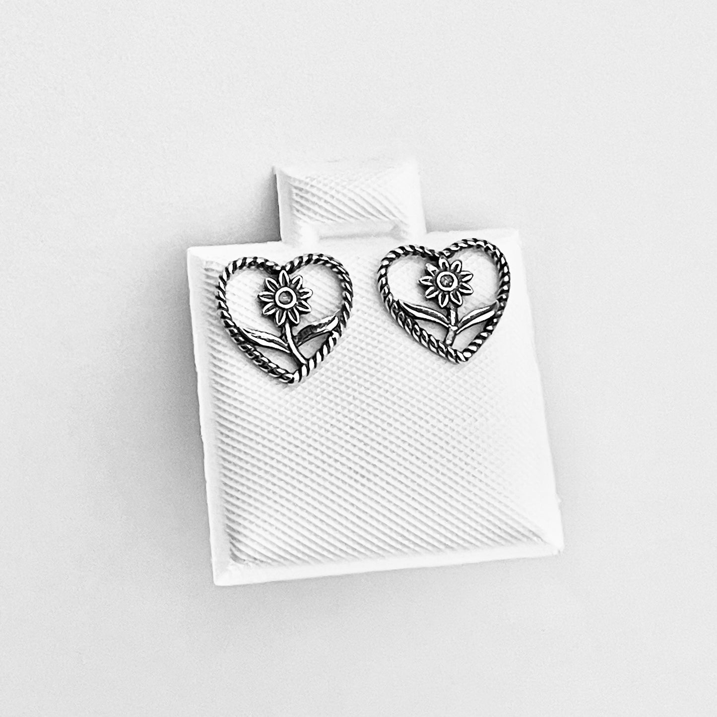 925 Sterling Silver Rope Heart Daisy Stud Earrings | Flower & Love Heart Silver Earrings