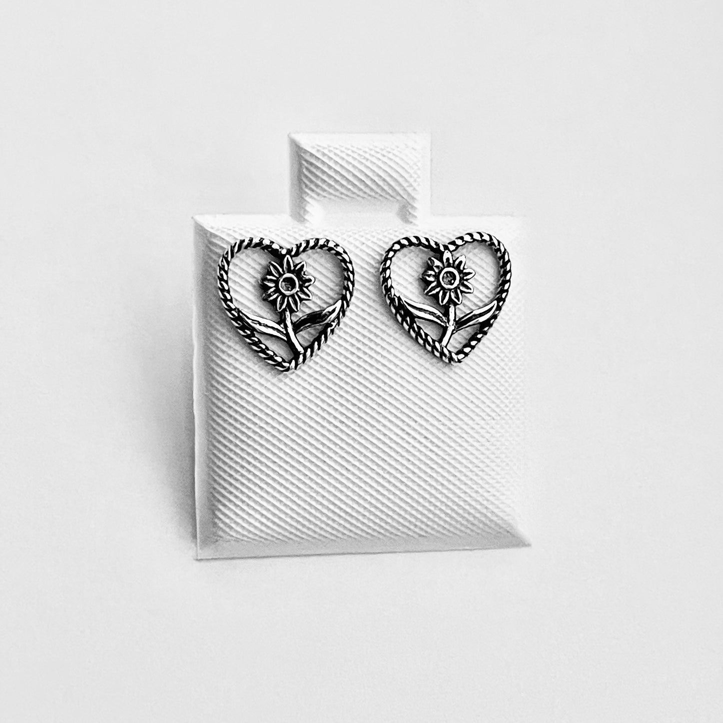 925 Sterling Silver Rope Heart Daisy Stud Earrings | Flower & Love Heart Silver Earrings