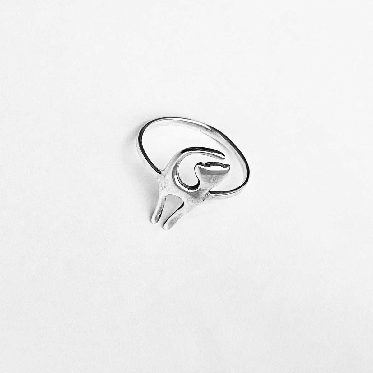 925 Sterling Silver Delicate Posing Cat Ring | Dainty Thin Pet Kitty Cats Animal Silver Rings