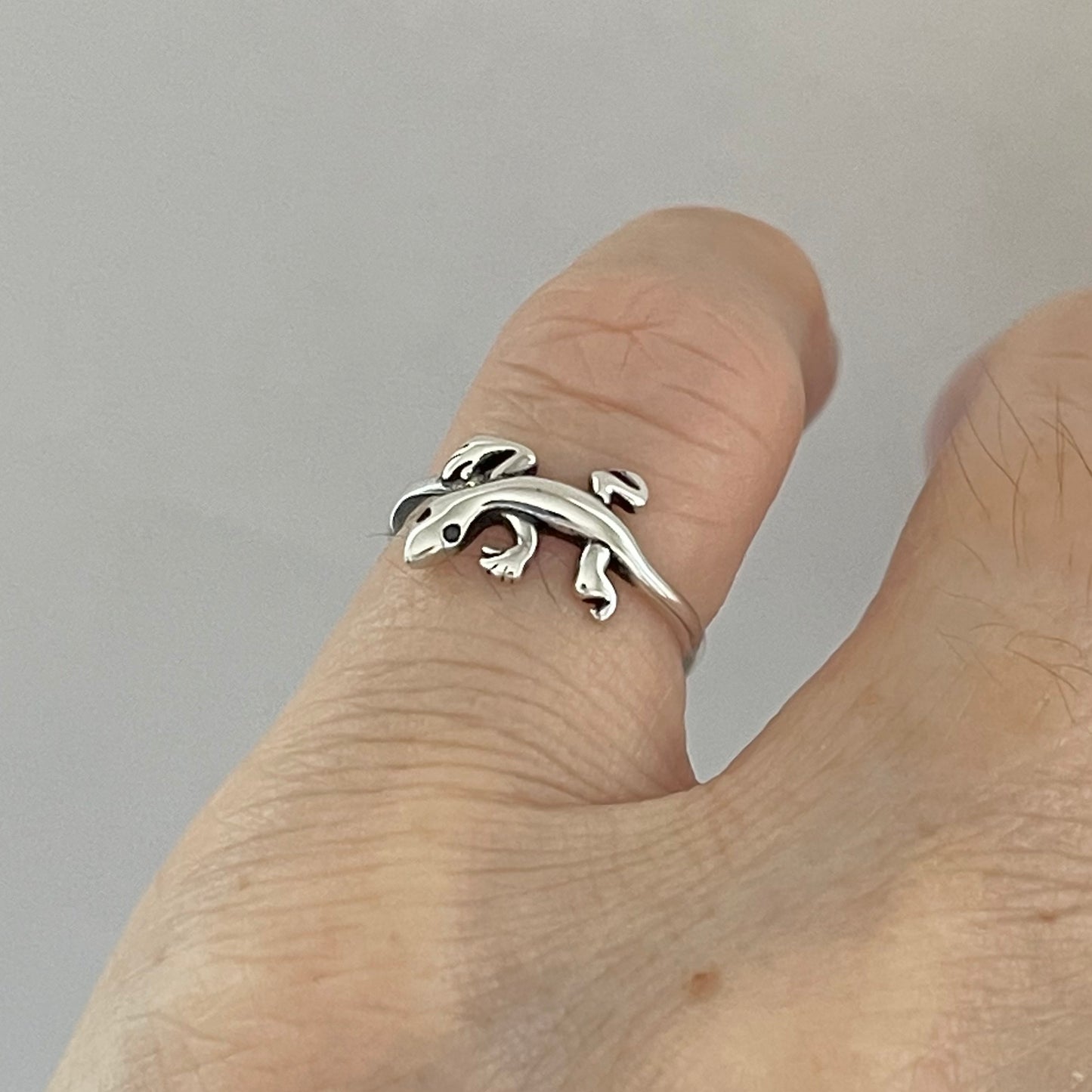 Sterling Silver Lizard Toe Ring, Reptile Silver Ring, Gecko Rings